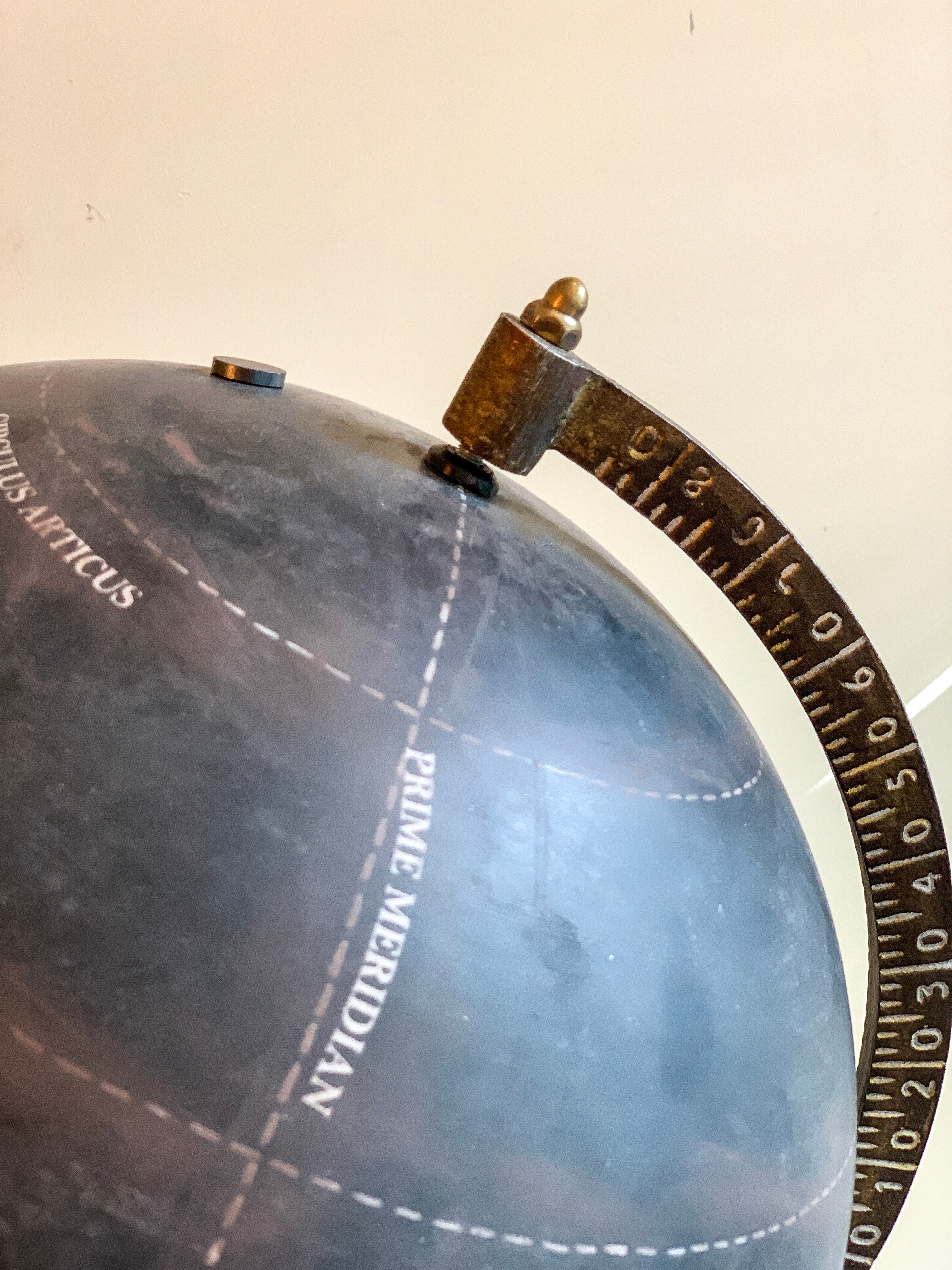 Premium World Globe with Stand - Detailed Political Map for Home Office Decor & Geography Learning - Perfect for Travel Enthusiasts & Educational Gifts