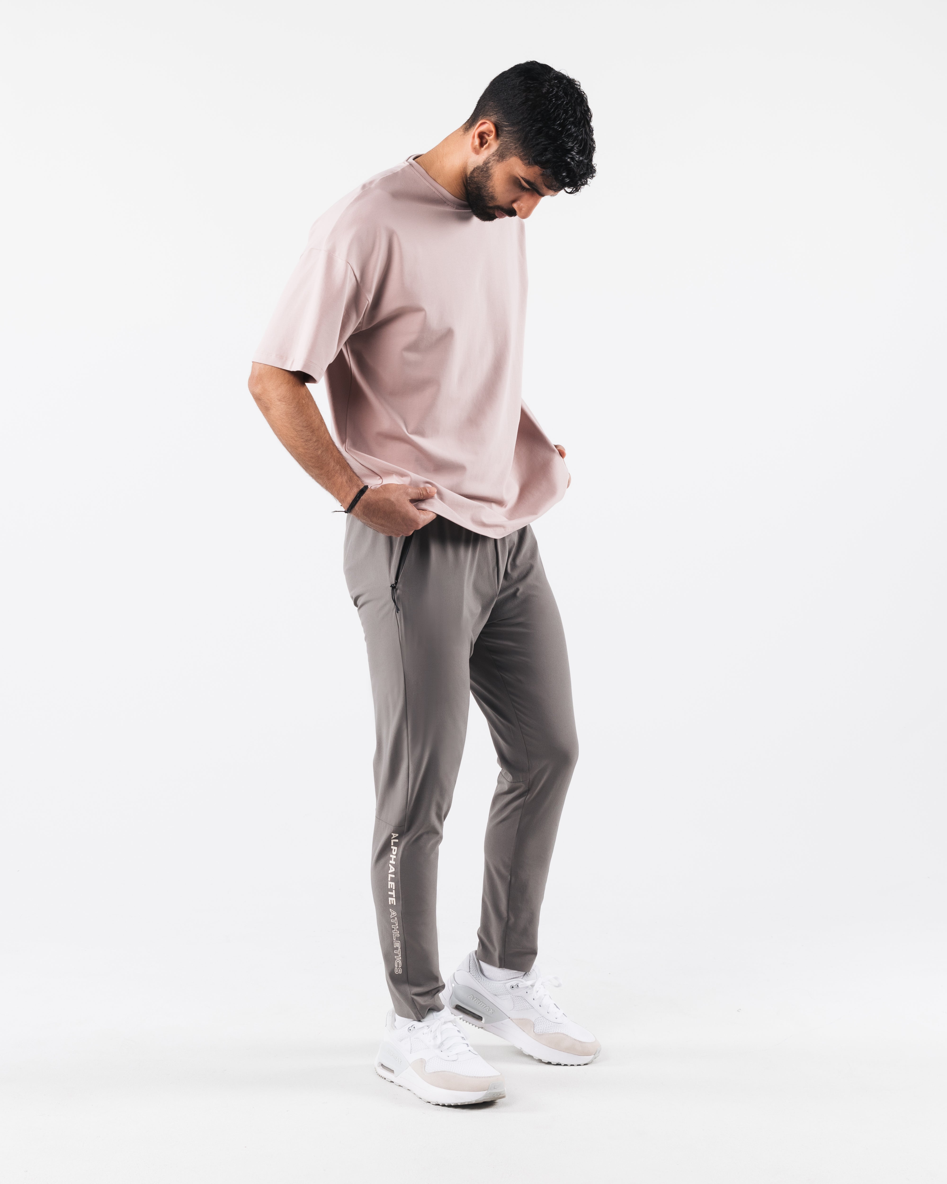 Swift Training Pant in Dusty Concrete - Lightweight & Breathable Workout Leggings for Women - Perfect for Yoga, Running & Gym