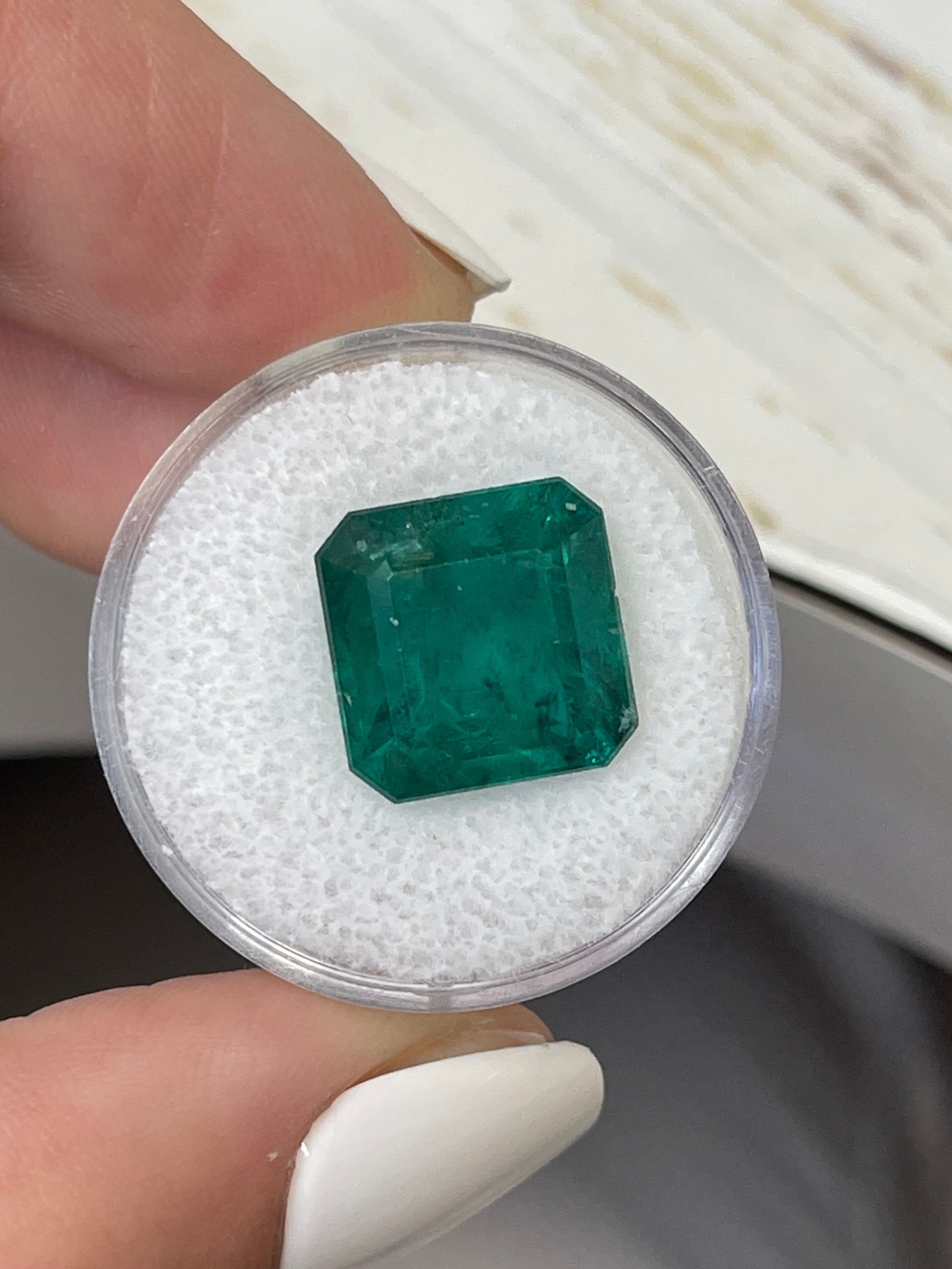10.01 Carat Vivid Dark Green Natural Zambian Emerald - Asscher Cut Loose Gemstone for Jewelry Making, Engagement Rings & Collector's Pieces