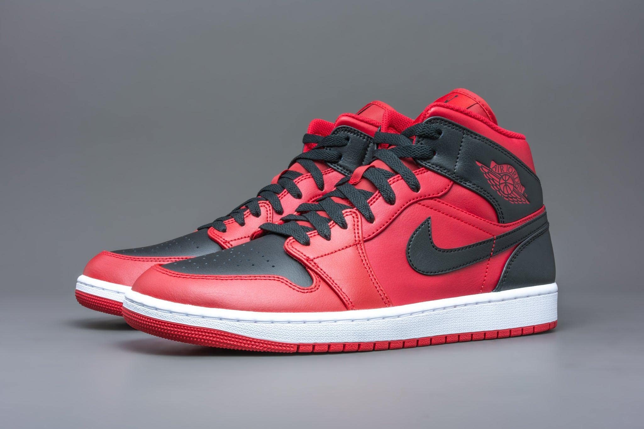 Nike Air Jordan Mid SE Basketball Shoes for Men - High-Top Sneakers for Court Performance & Street Style | Perfect for Basketball, Training & Casual Wear