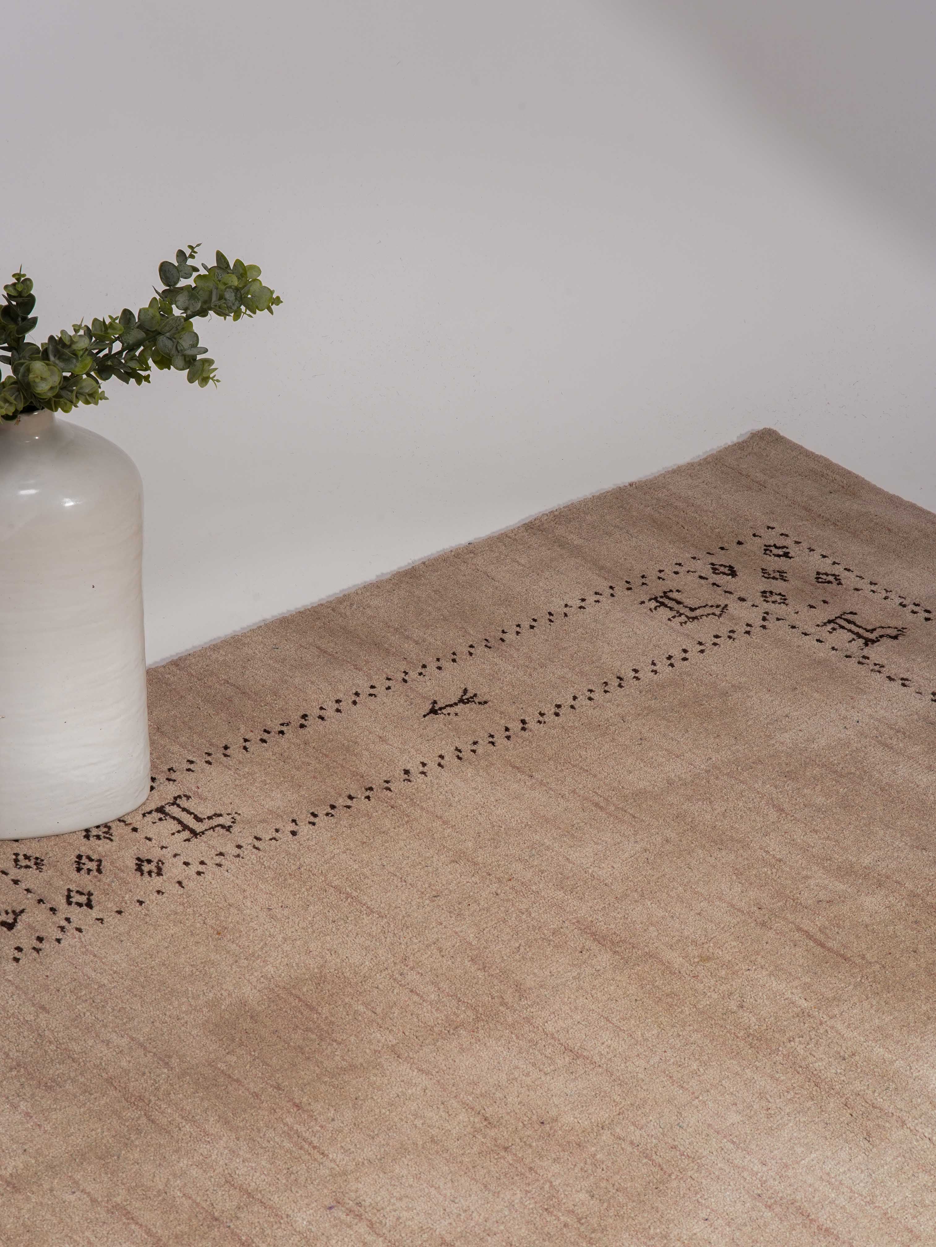 Luxury Homs Hand-Knotted Wool Rug - Soft & Durable Persian Style Area Rug for Living Room, Bedroom, or Office Decor