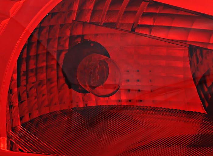 Nissan Rogue Tail Lights Lamps Set - Left & Right Pair for 2008-2015 Models | Perfect for Replacement, Night Driving Safety & Car Customization