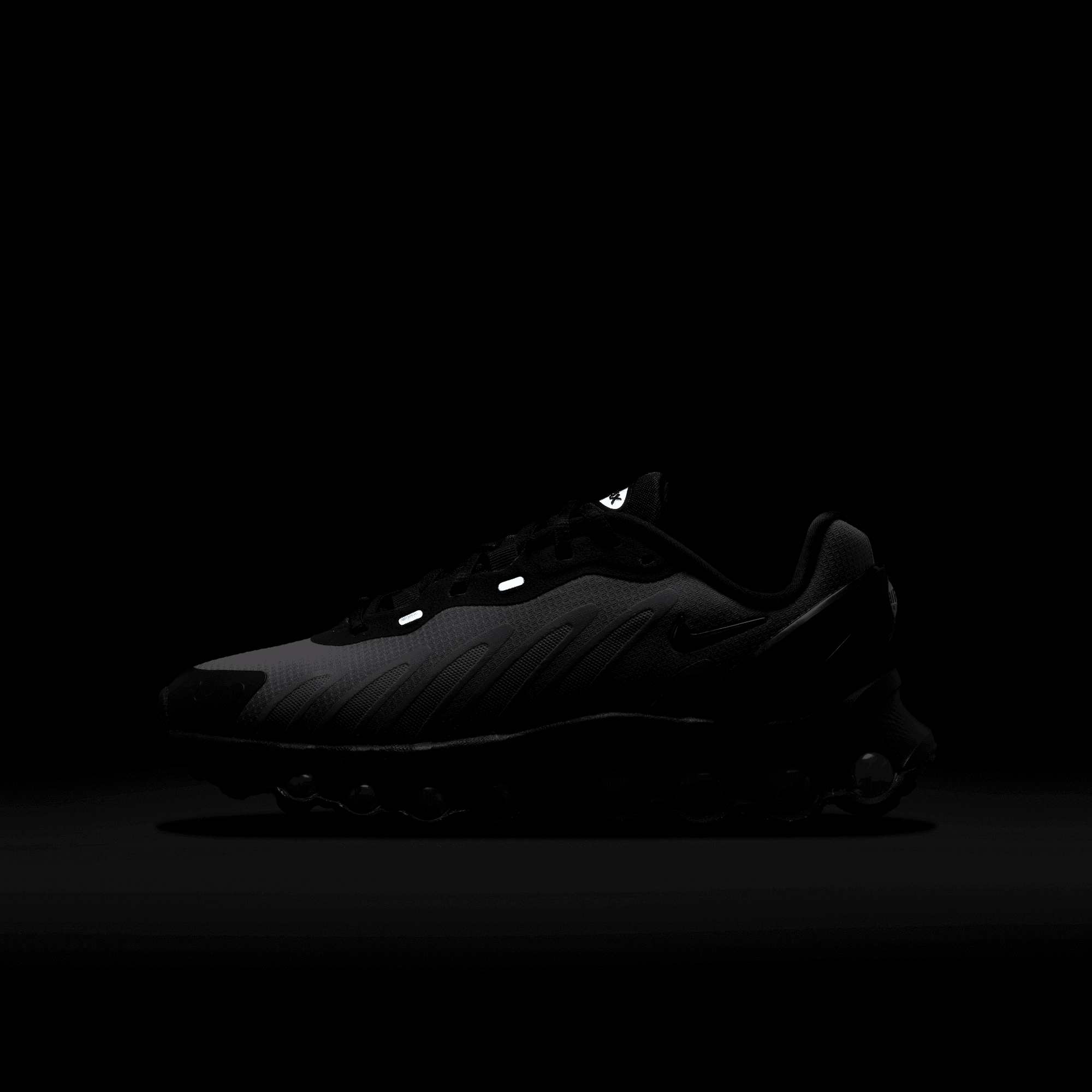 Nike Air Max DN8 (GS) Kids' Running Shoes - Black/Volt/Smoke Grey | Lightweight & Cushioned for School, Sports & Daily Wear