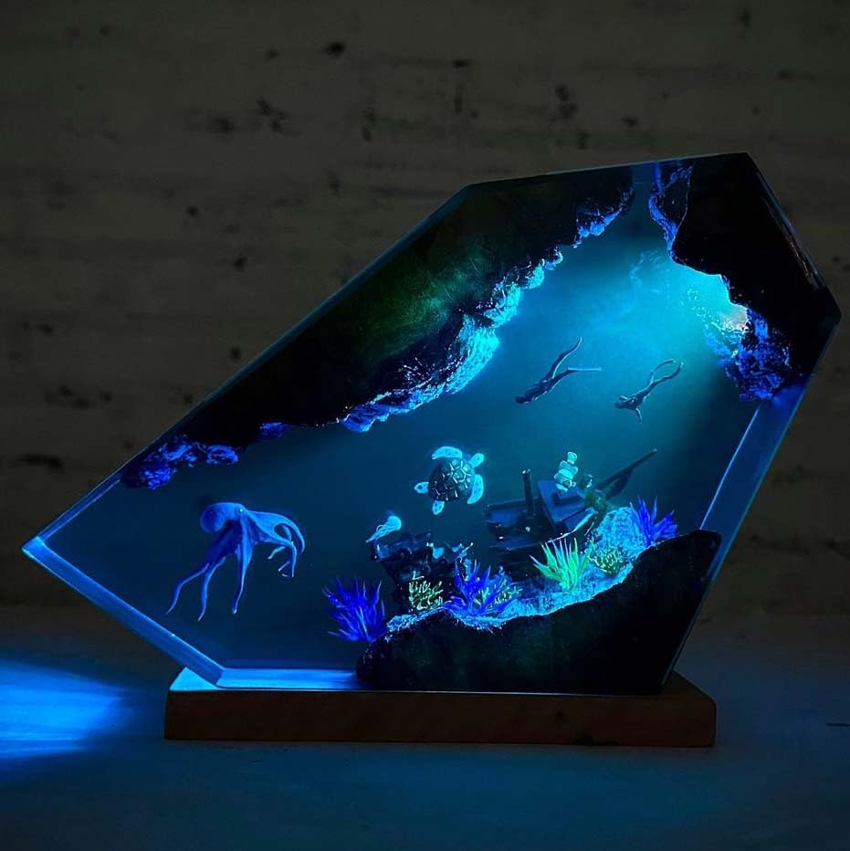 Handmade Octopus Resin Lamp - Ocean Themed USB Night Light for Bedside Table, Kids Room, Romantic Gifts for Friends & Lovers | Perfect for Home Decor, Birthday Presents & Relaxing Ambience (Style 5)