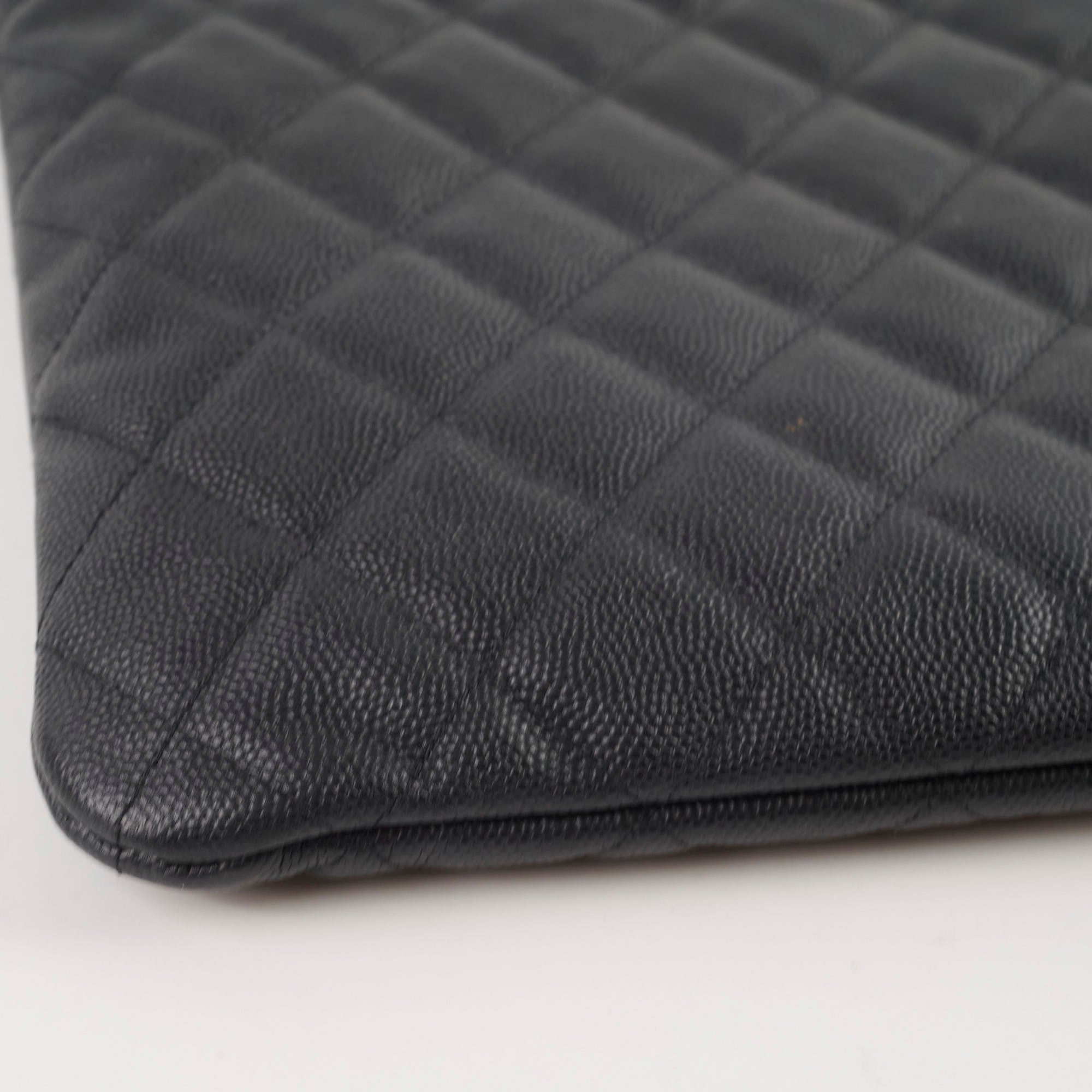 Chanel Caviar Quilted O-Case Clutch Bag in Black | Luxury Designer Crossbody Purse for Women | Perfect for Evening Events, Parties & Special Occasions
