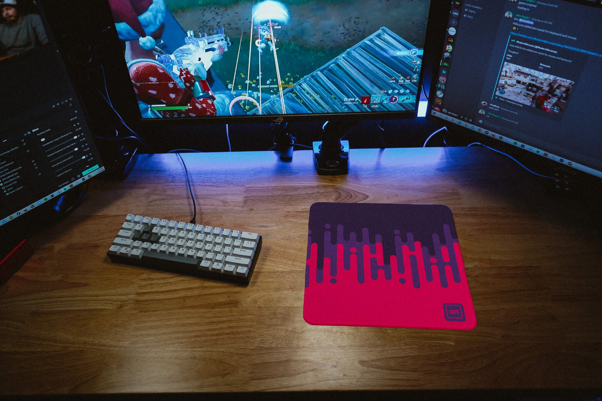Premium Linear Waves Fuchsia Gaming Mouse Pad - Non-Slip Rubber Base, Smooth Surface for PC & Laptop - Perfect for Office, Gaming & Graphic Design Workspaces