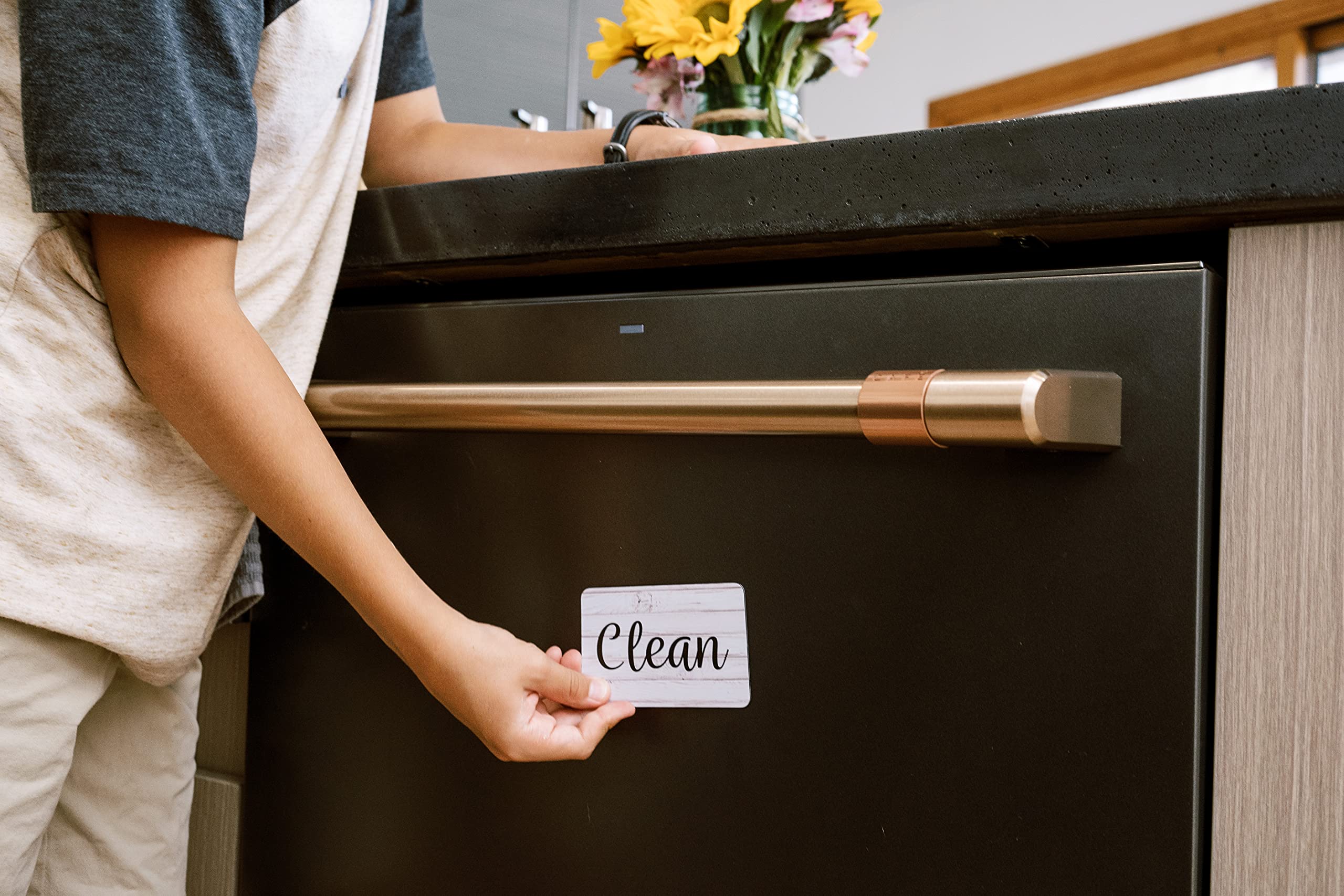 Dark Brown Wooden Clean Dirty Magnet for Dishwasher - Reversible Double Sided Strong Kitchen Flip Indicator with Bonus Universal Magnetic Plate - Perfect for Kitchen Organization & Dishwasher Status Notification