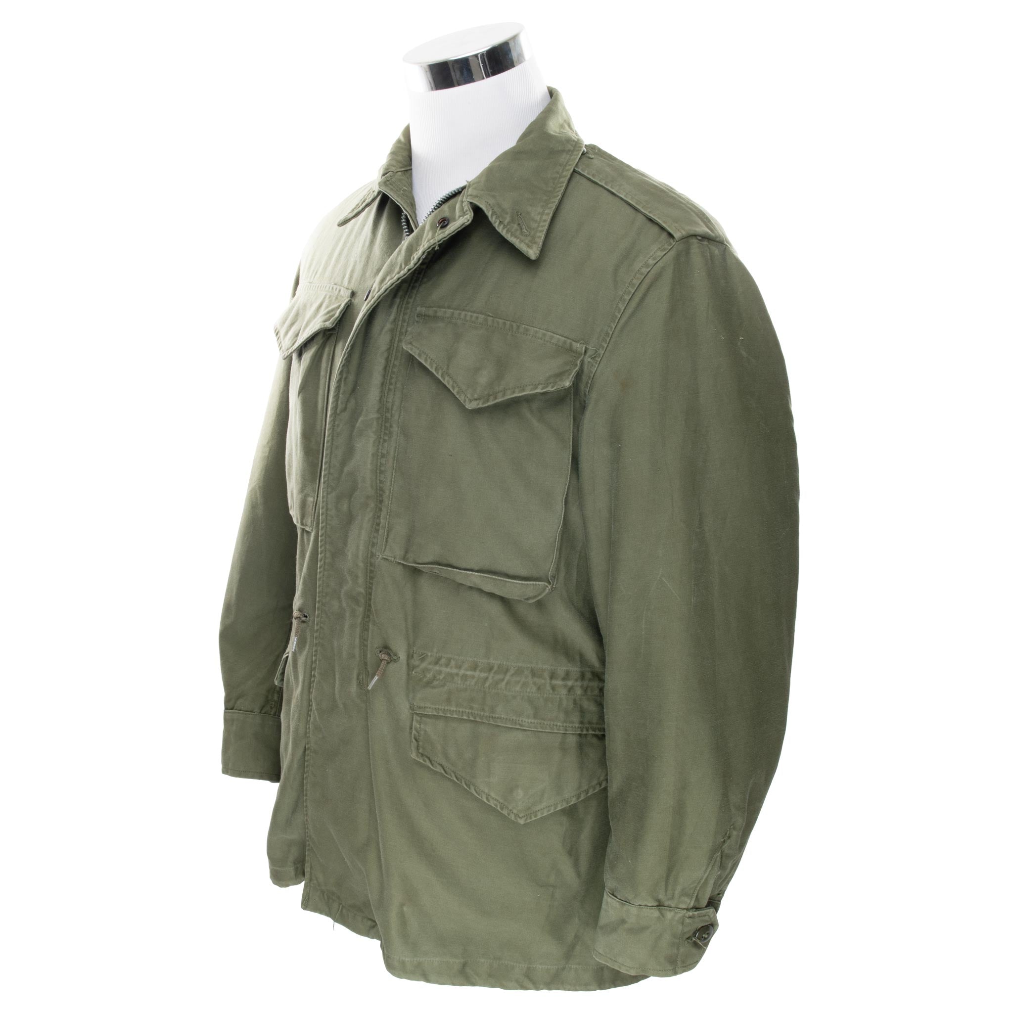 Vintage US Army M51 Field Jacket - 1963 Vietnam War Era Military Surplus - Small Regular Size - Authentic Olive Drab Combat Jacket for Outdoor Adventures, Reenactments & Vintage Fashion