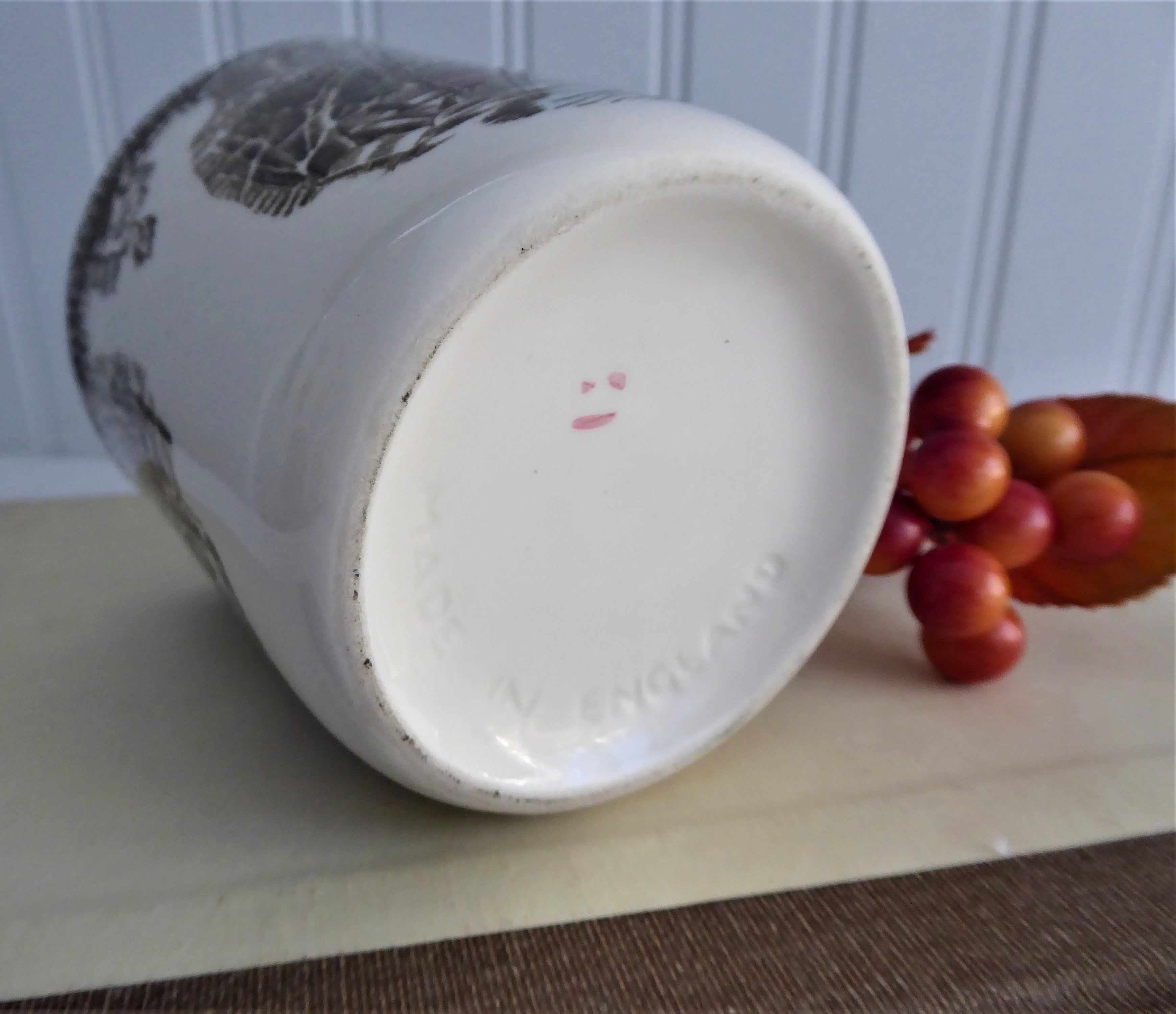 Johnson Brothers Covered Bridge Ceramic Mug 9 Oz - Vintage Style Coffee Cup for Elderly, Perfect for Tea, Hot Chocolate & Cozy Home Use