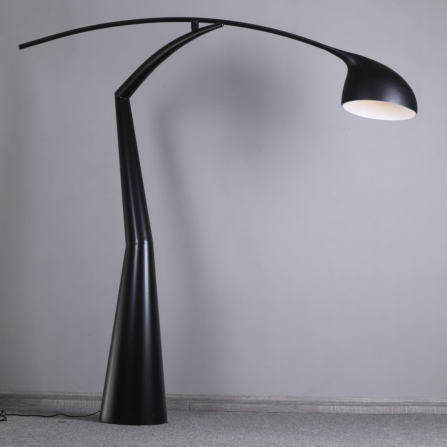 Modern Arden Sculpture Floor Lamp - Elegant Home Decor for Living Room, Bedroom & Office - Adjustable Height & Dimmable Light for Ambient Lighting