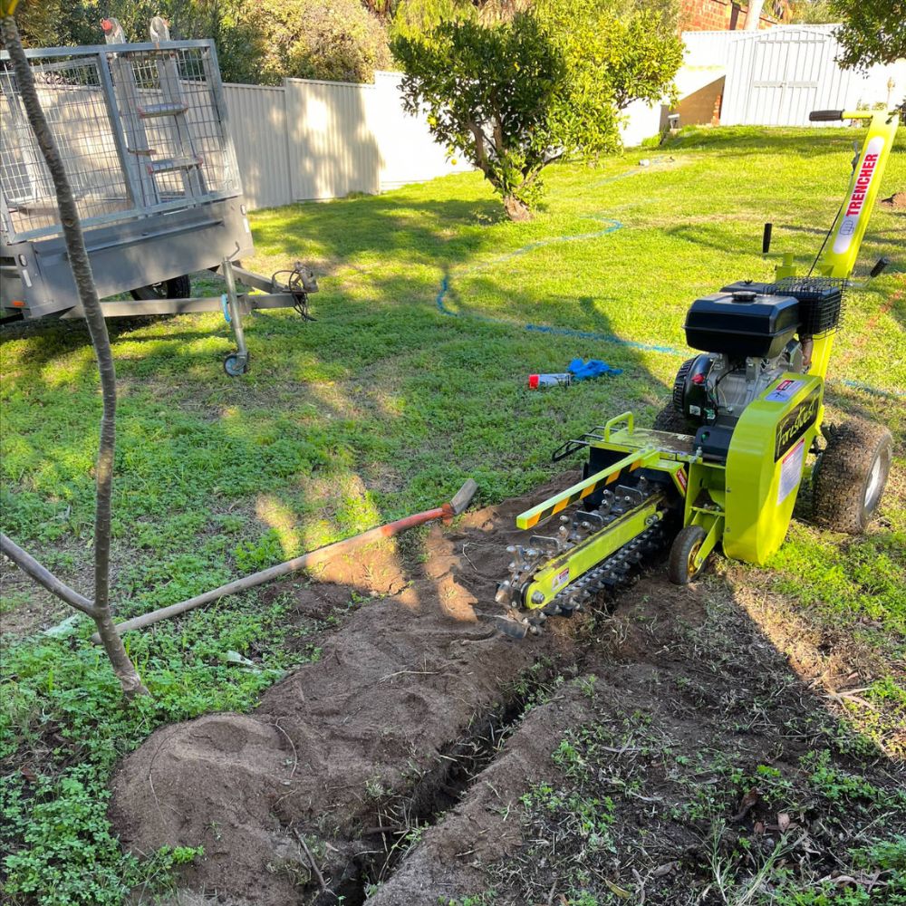 Forestwest 600MM Walk Behind Trencher - 15HP Gas Powered Ditch Digger Machine for Landscaping, Irrigation & Cable Installation (Model BM689)