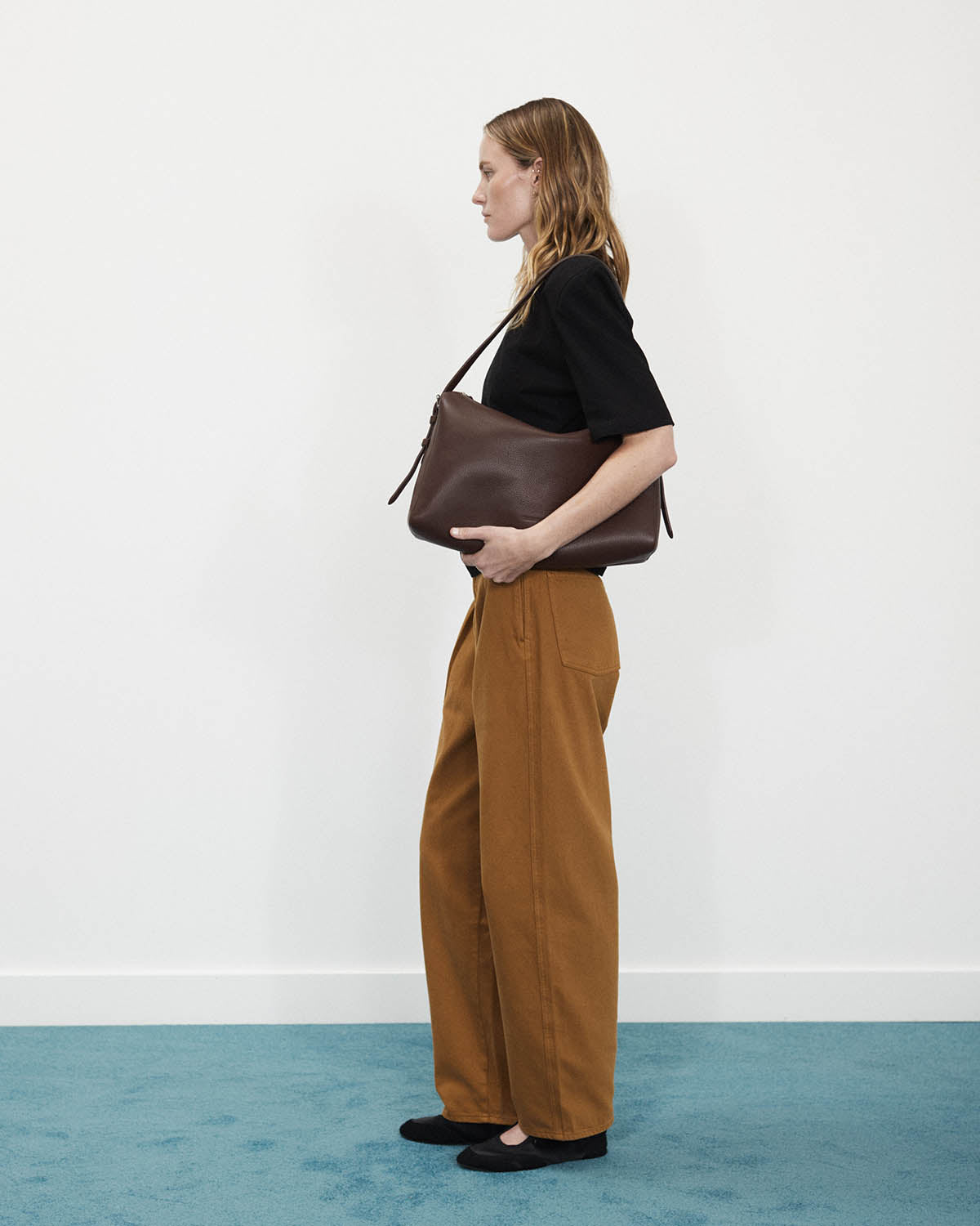 Lottie Handbag - Stylish Coffee-Colored Leather Purse for Women | Perfect for Work, Travel & Everyday Use