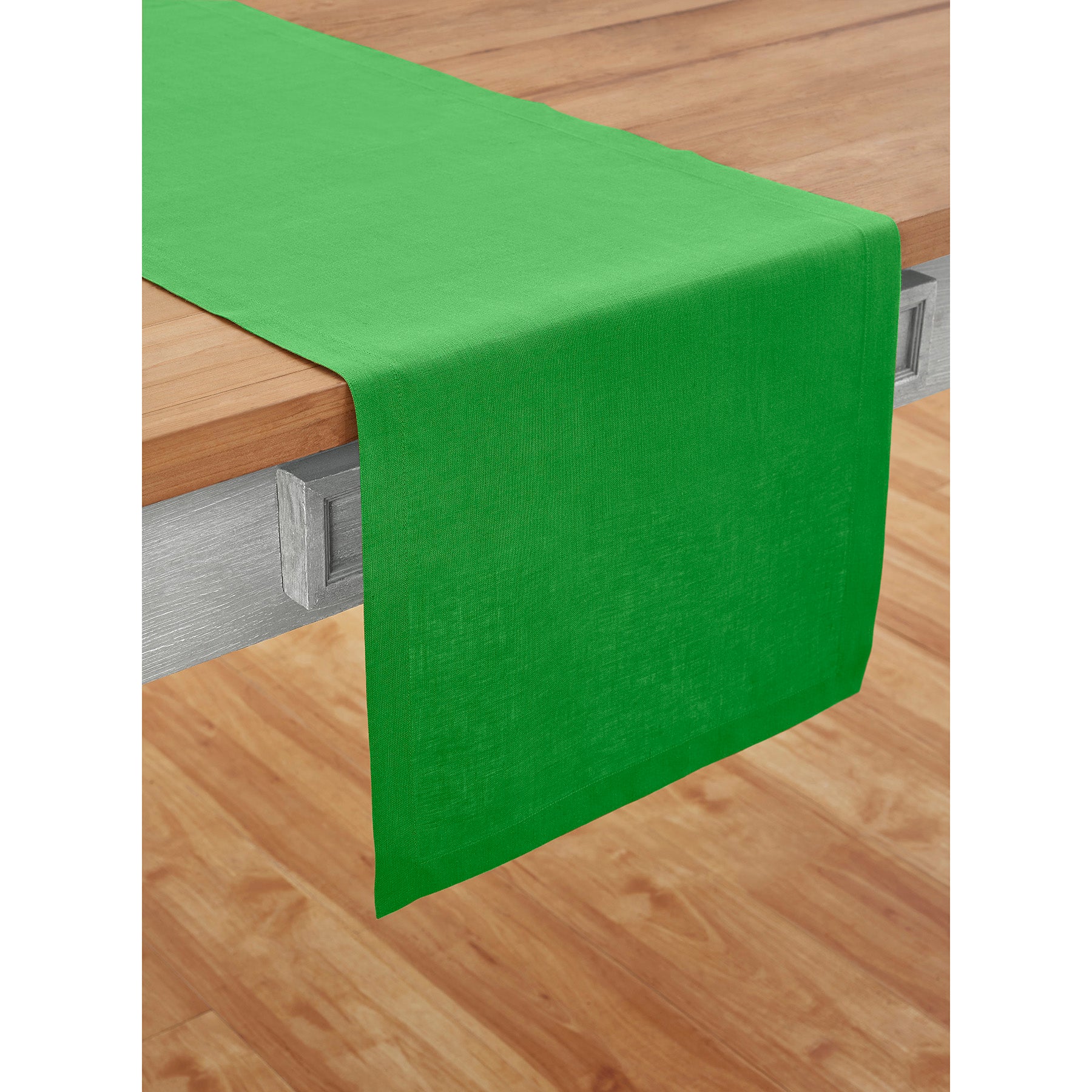 Elegant Fete Table Runner for Weddings, Parties & Events - Premium Decorative Dining Table Cover for Home & Restaurant Decor