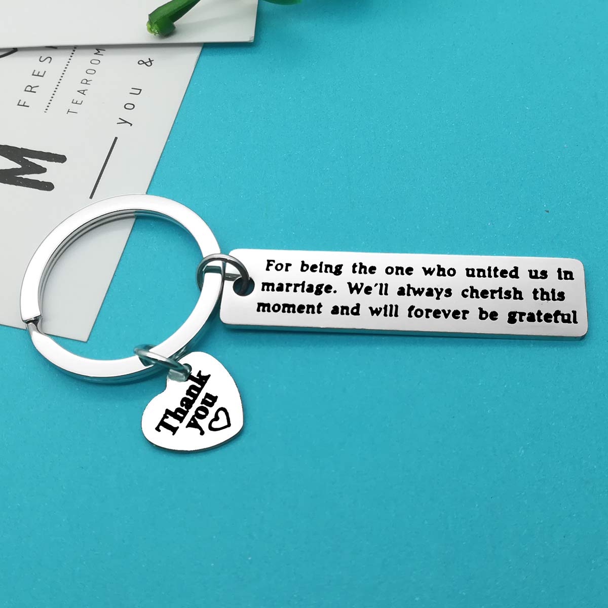 Wedding Officiant Keychain - Personalized Thank You Gift for Wedding Planner & Officiant - Perfect for Officiant Appreciation, Wedding Party Favors & Ceremony Keepsakes