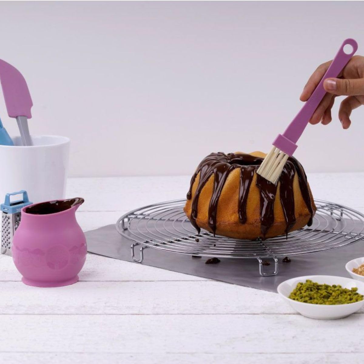 27195 Premium Silicone Baking Brush 18cm - Non-Stick Pastry Brush for Cakes, Cookies & Candy Making - Ideal for Bakers & Home Chefs