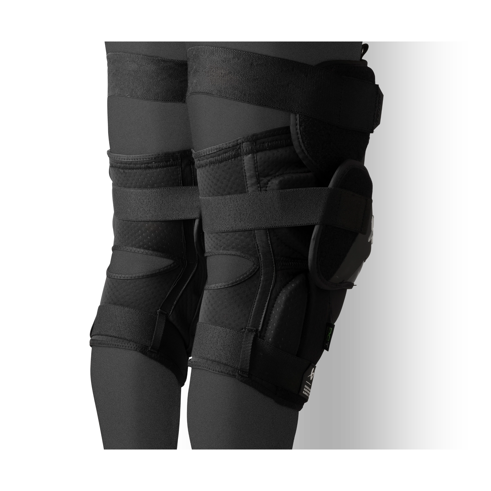 Bauer Pro Knee Guard - Intermediate Level Hockey & Sports Protection - Perfect for Hockey, Skating, and Extreme Sports