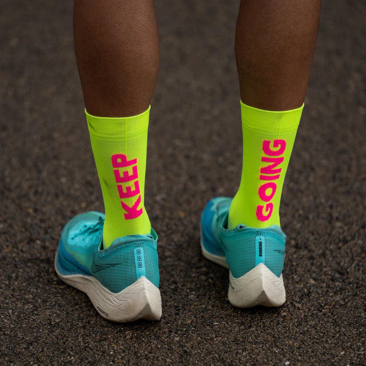 Breathable Yellow Running Socks for Men & Women - Moisture-Wicking Athletic Socks for Jogging, Gym, Marathon - Comfortable Sports Socks for Workout & Daily Wear