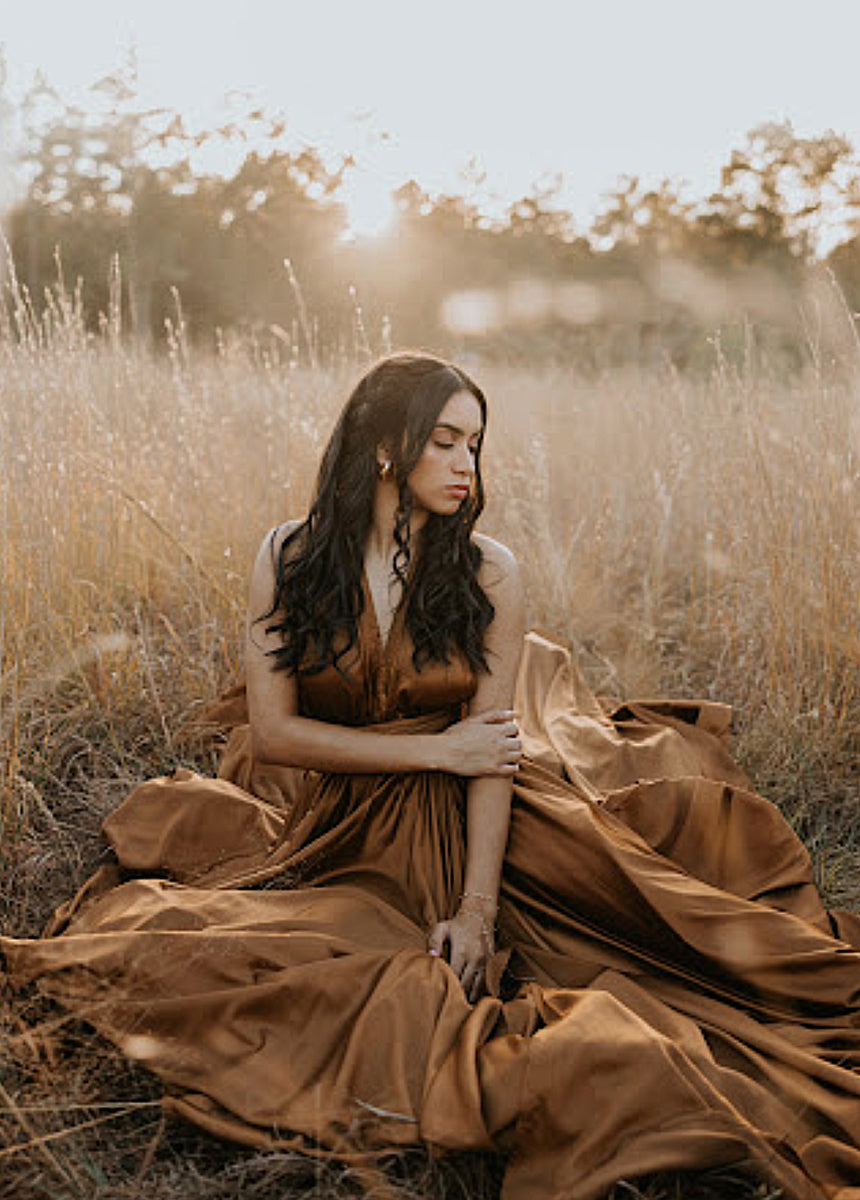 June Impact Dress in Dark Honey - Elegant Flowy Midi Dress for Women, Perfect for Summer Weddings, Parties & Date Nights