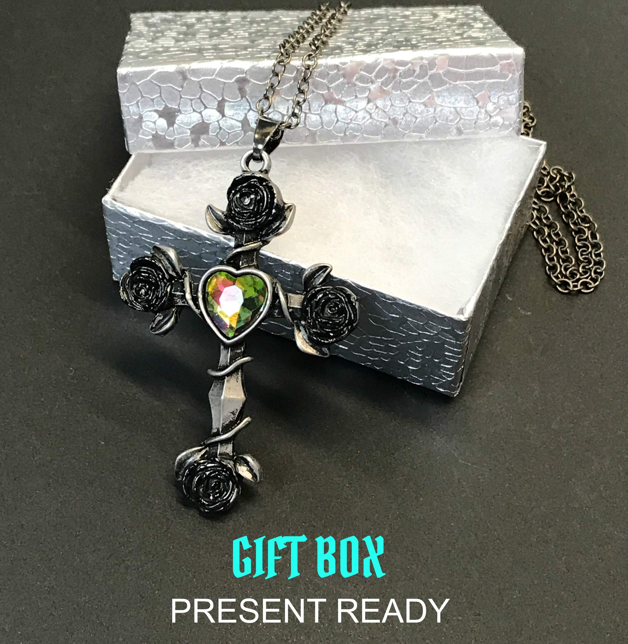 Gothic Lolita Dress Necklace - Steampunk Jewelry for Cosplay & Victorian Costume Accessories | Perfect for Anime Conventions, Halloween, and Themed Parties