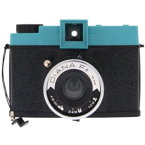 Lomography Diana F+ 120 Film Camera with Flash - Teal & Black Retro Vintage Style | Perfect for Creative Photography, Travel & Artistic Shots