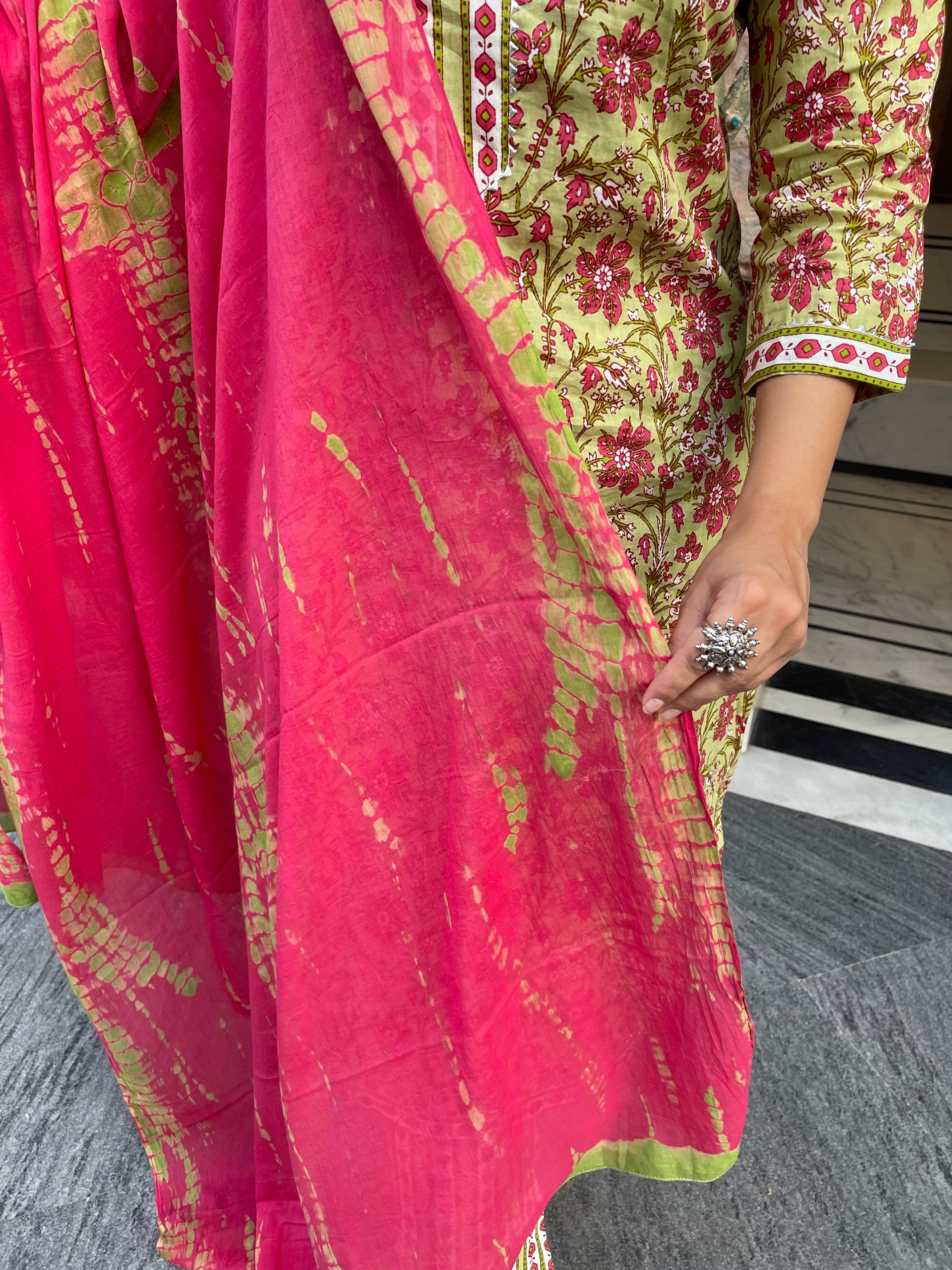 Stylish Green Block Print Kurta Suit Set for Women | Indian Ethnic Wear | Perfect for Festivals, Weddings & Casual Outings