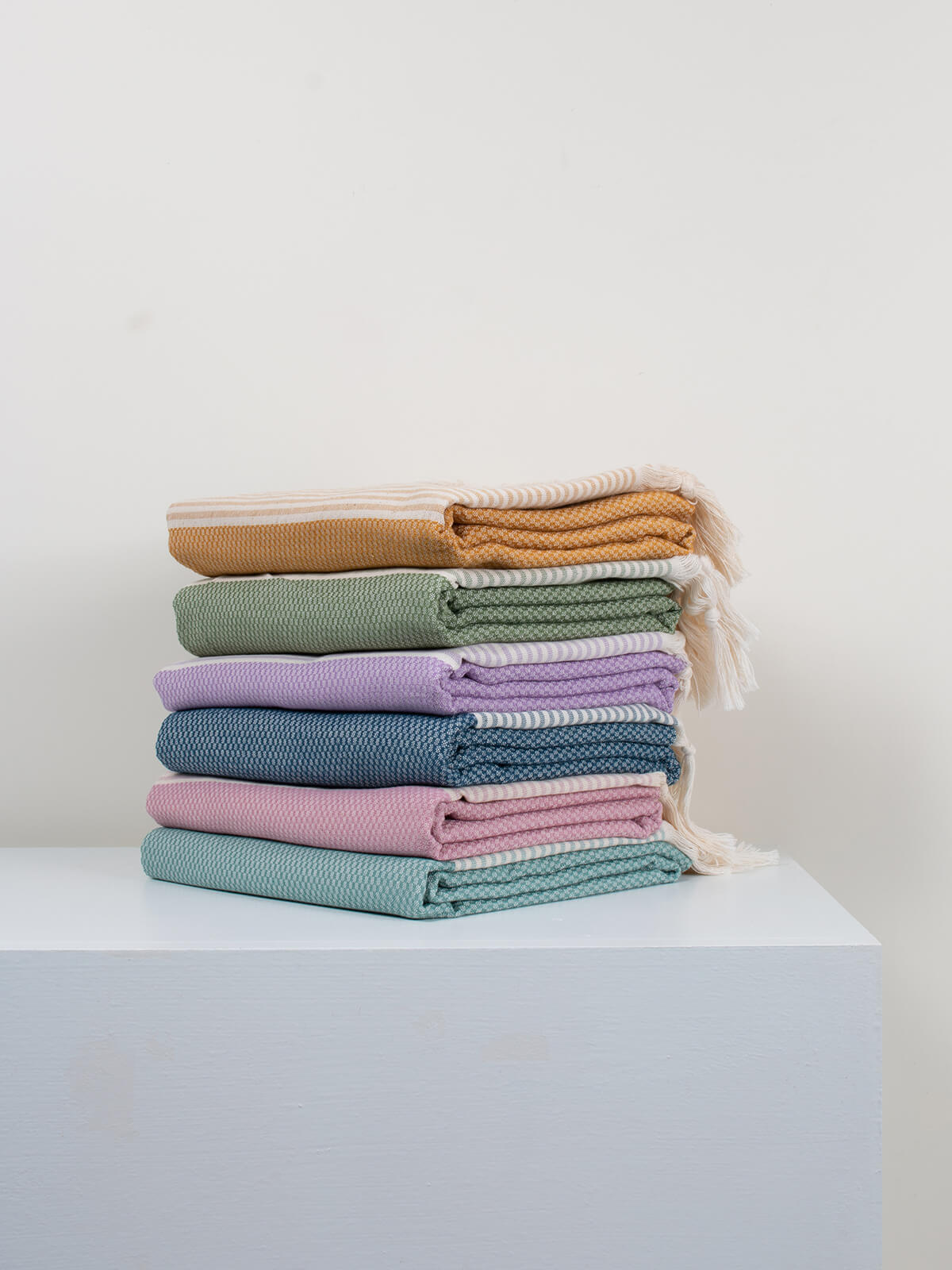 Premium Amalfi Hammam Towel - Soft & Absorbent Olive Green Turkish Bath Towel for Spa, Beach & Yoga - Lightweight & Quick-Drying