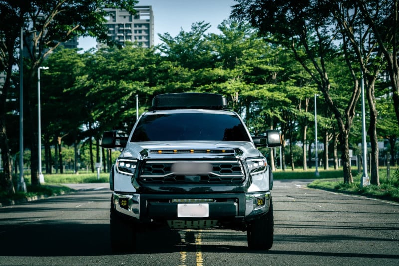 2014-2021 Toyota Tundra OLM Infinite Series Bi-Beam LED Headlights - Upgrade Your Night Driving & Off-Road Adventure