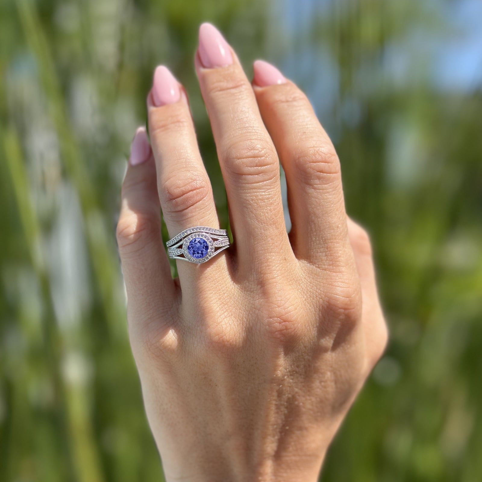 14K White Gold Tanzanite & CZ Halo Split Shank Ring - Elegant Two-Tone Contour Wedding Band for Women, Perfect for Engagement, Anniversary & Special Occasions