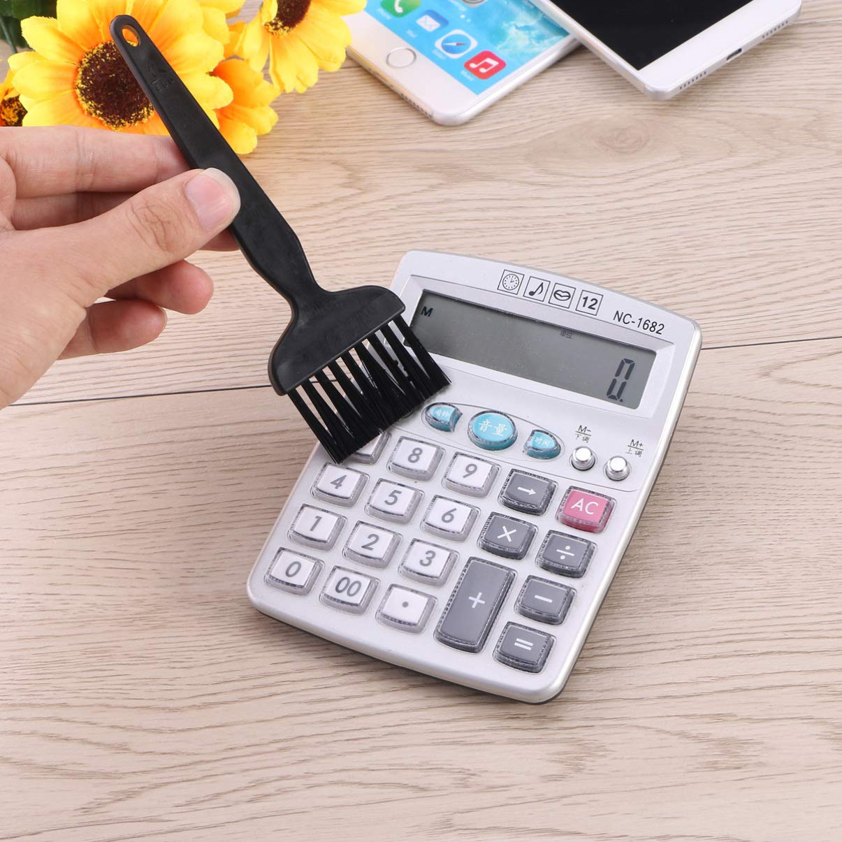 8-in-1 Laptop Cleaning Kit - Portable Computer Cleaning Brush Set with Nylon Bristles, Keyboard Dust Brush & Razor Cleaning Tool | Perfect for Laptop, PC, MacBook & Electronics Maintenance at Home or Office
