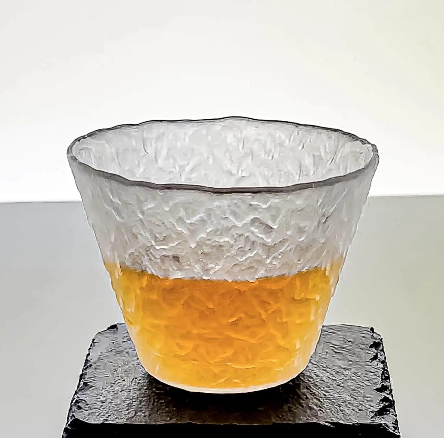 Premium 200ml Japanese Style Whisky Tumbler Glass - Hazy Snow Design with Wooden Gift Box - Perfect for Scotch, Bourbon & Whiskey Tasting at Home Bar or as Elegant Gift