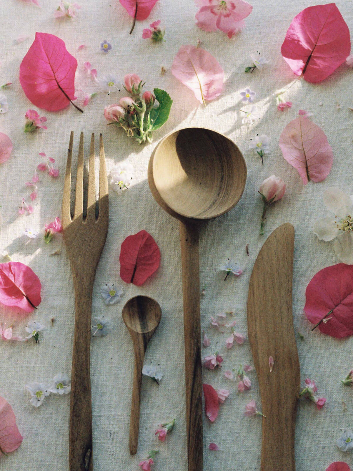 Premium Walnut Wood Spoon - Handcrafted Kitchen Utensil for Cooking, Baking & Serving - Eco-Friendly & Durable Wooden Spoon for Everyday Use