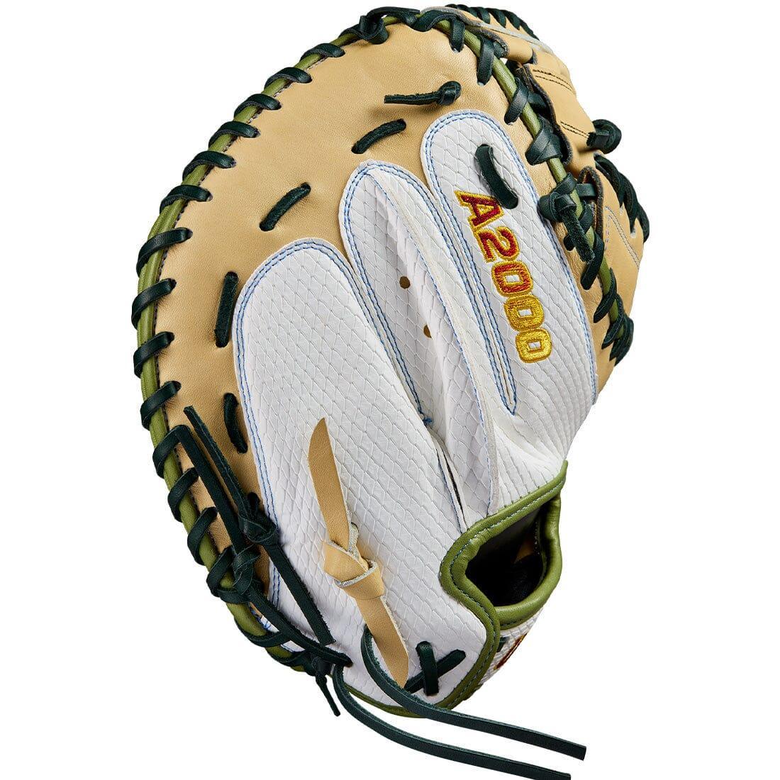 Wilson A2000 Super SnakeSkin FPCM23 Fastpitch Softball Catcher's Mitt - 34 Inch for Youth & Adult Players (WBW10273934 B12) | Perfect for Competitive Games, Training & Practice