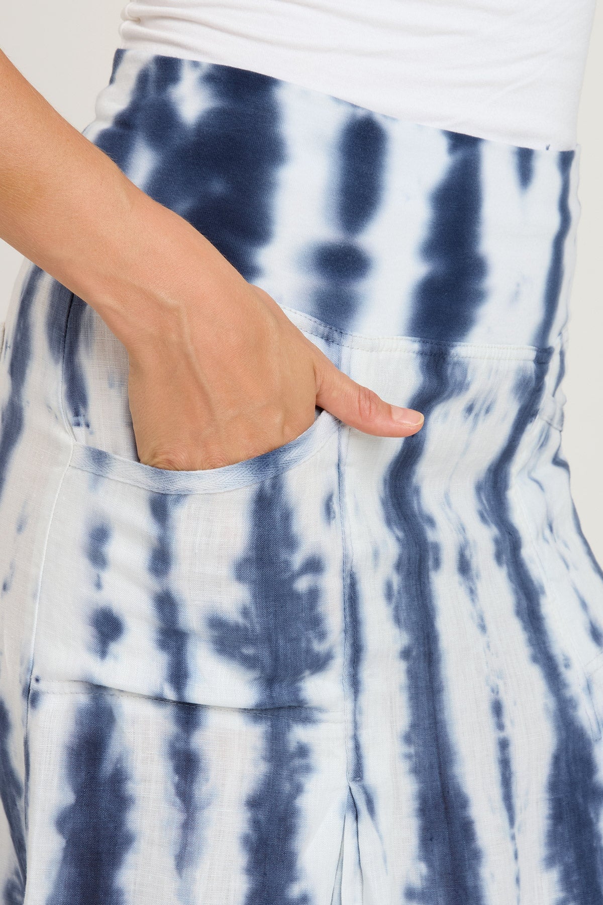 Triste Pelagic Wash Skirt - Stylish and Comfortable Women's Midi Skirt for Casual Wear, Beach Outings, and Summer Fashion