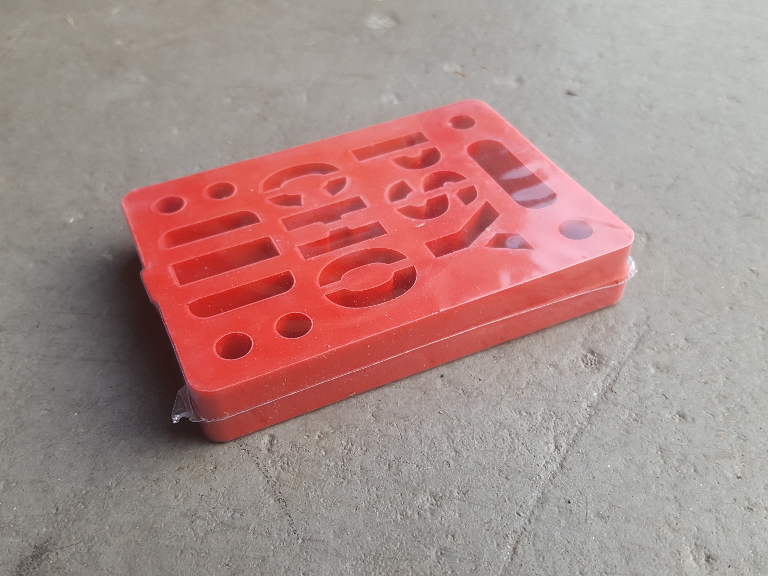 1/4 Inch Red Riser Pads Psycho Risers - Perfect for Guitar Bridges, Pedalboards & Instrument Accessories