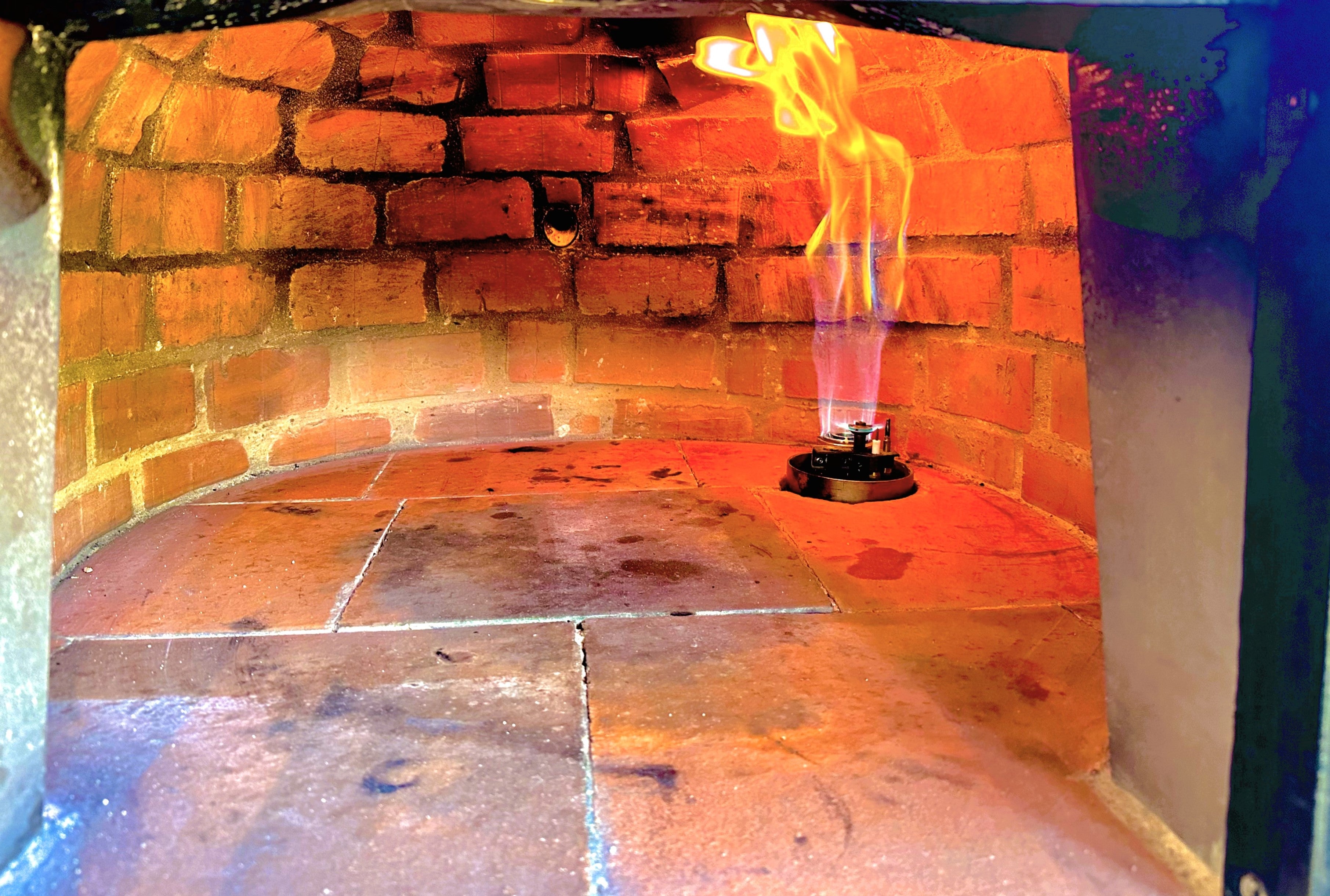Premium Rustic Arch Lisboa Hybrid Pizza Oven - Outdoor Wood & Gas Pizza Maker for Backyard, Patio & Garden Cooking