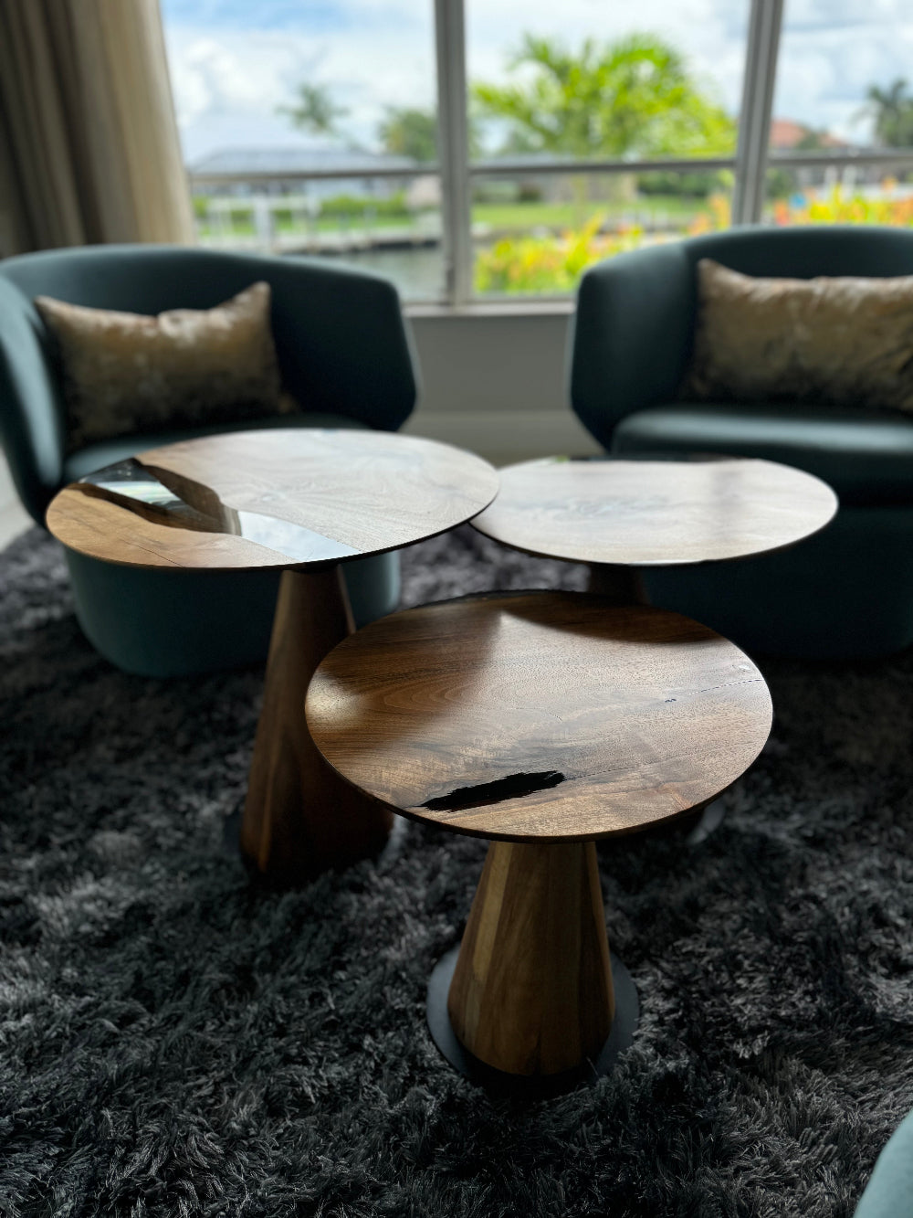 Handcrafted Walnut & Epoxy Resin Mushroom Side Table - Modern End Table for Living Room, Bedroom, or Office Decor - Unique Home Accent Furniture for Small Spaces