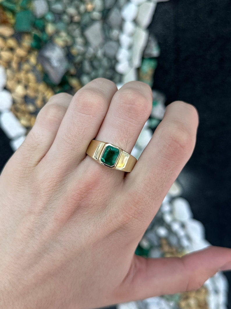 2.65ct 14K Gold Men's Emerald Cut Green Gemstone Ring - Dark Green North to South Set Wedding Band for Men, Perfect for Engagement, Anniversary & Special Occasions