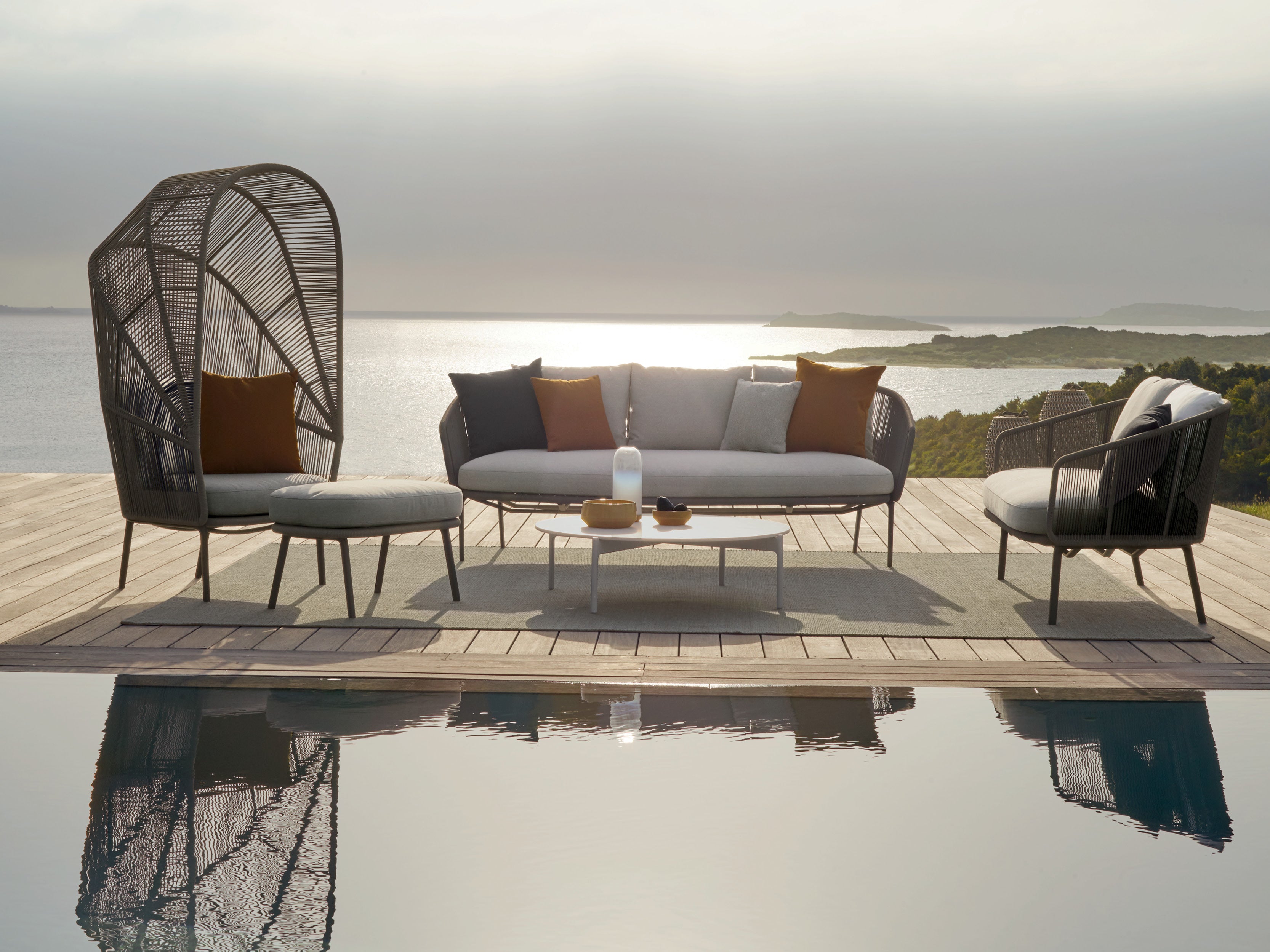Rilly Cocoon Chair - Hanging Egg Chair for Indoor & Outdoor Use - Perfect for Patio, Garden, Balcony, and Relaxation Spaces