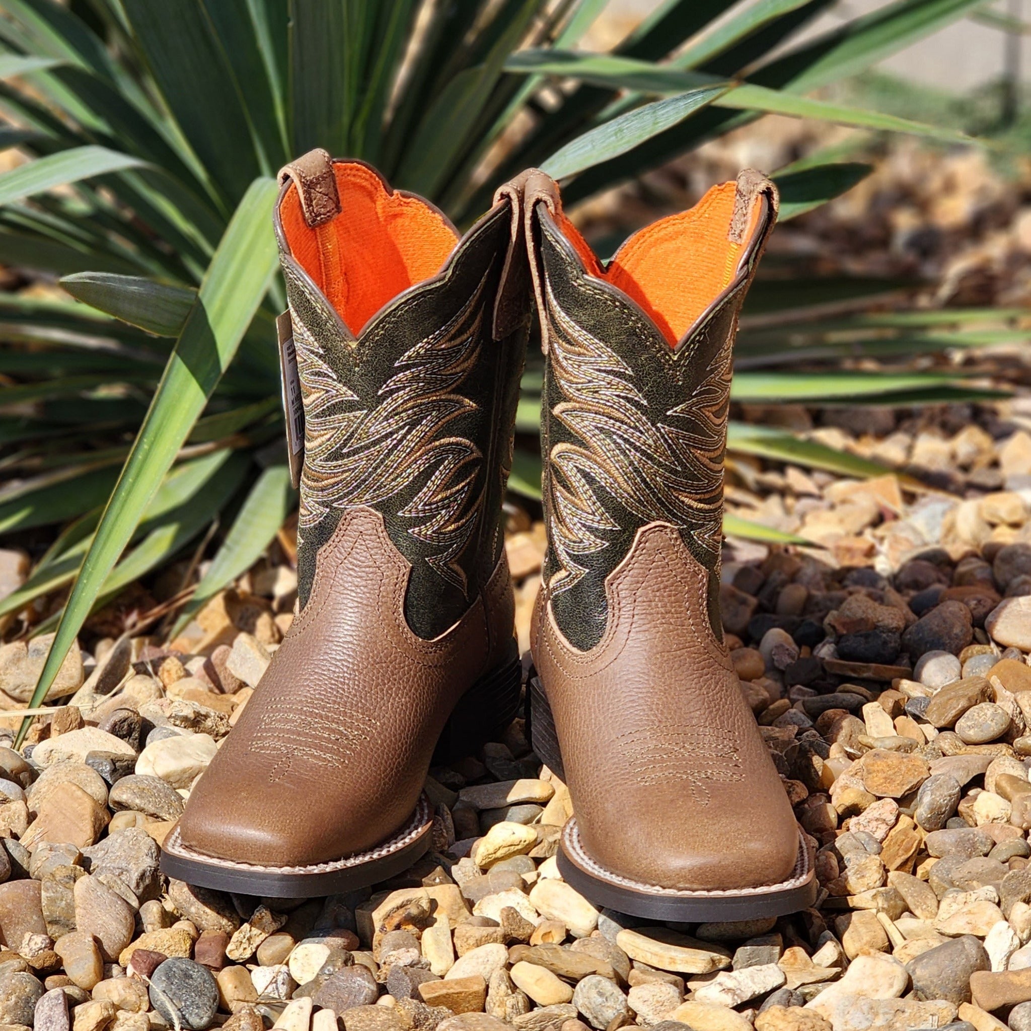 Ariat Youth Fire Catcher Boots - Durable Kids Cowboy Boots for Riding & Outdoor Adventures | Perfect for Rodeo, Horseback Riding & Country Style