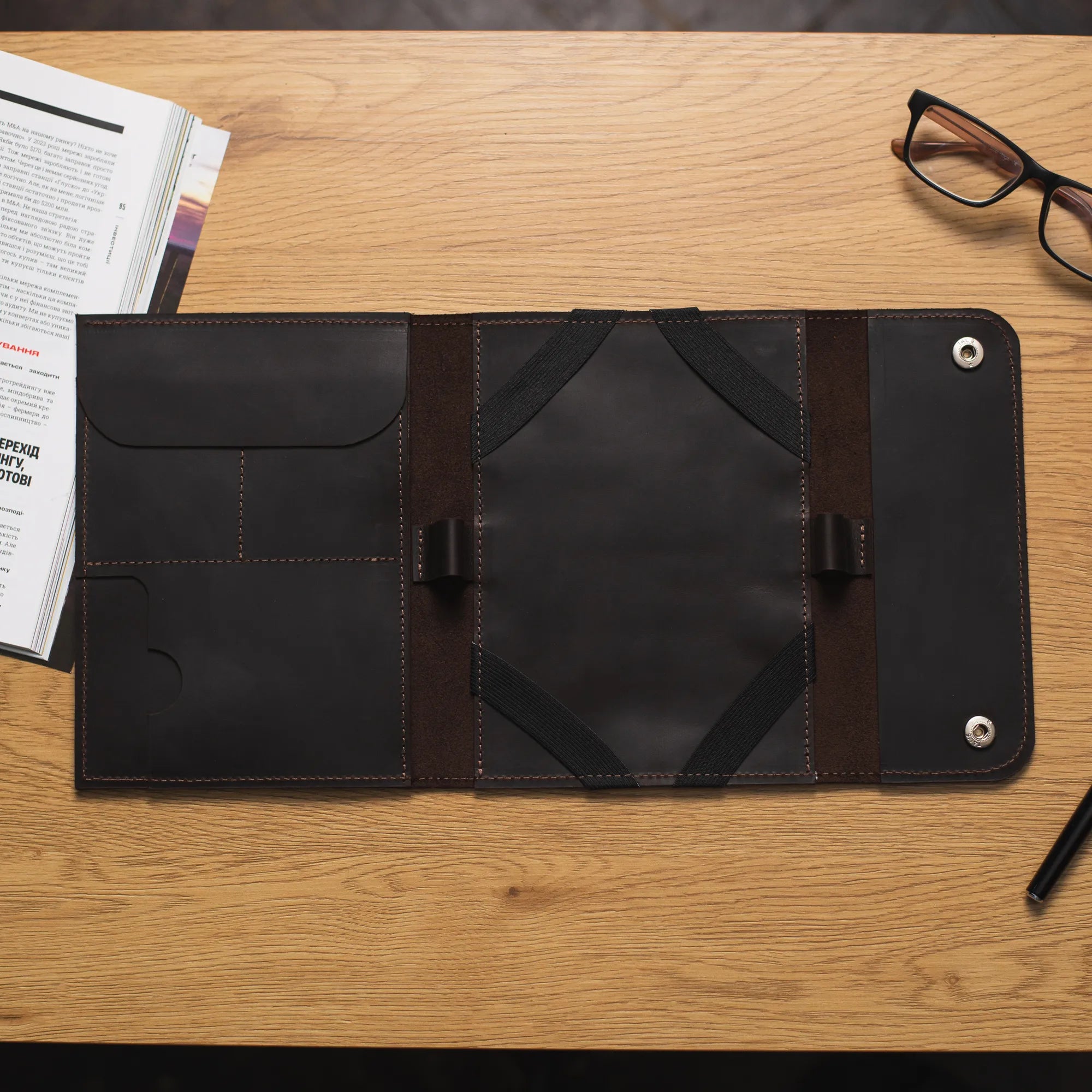 Premium Genuine Leather iPad Portfolio Case - Slim Protective Cover for iPad Pro/Air/Mini with Stand Function | Perfect for Business, Travel & Home Use