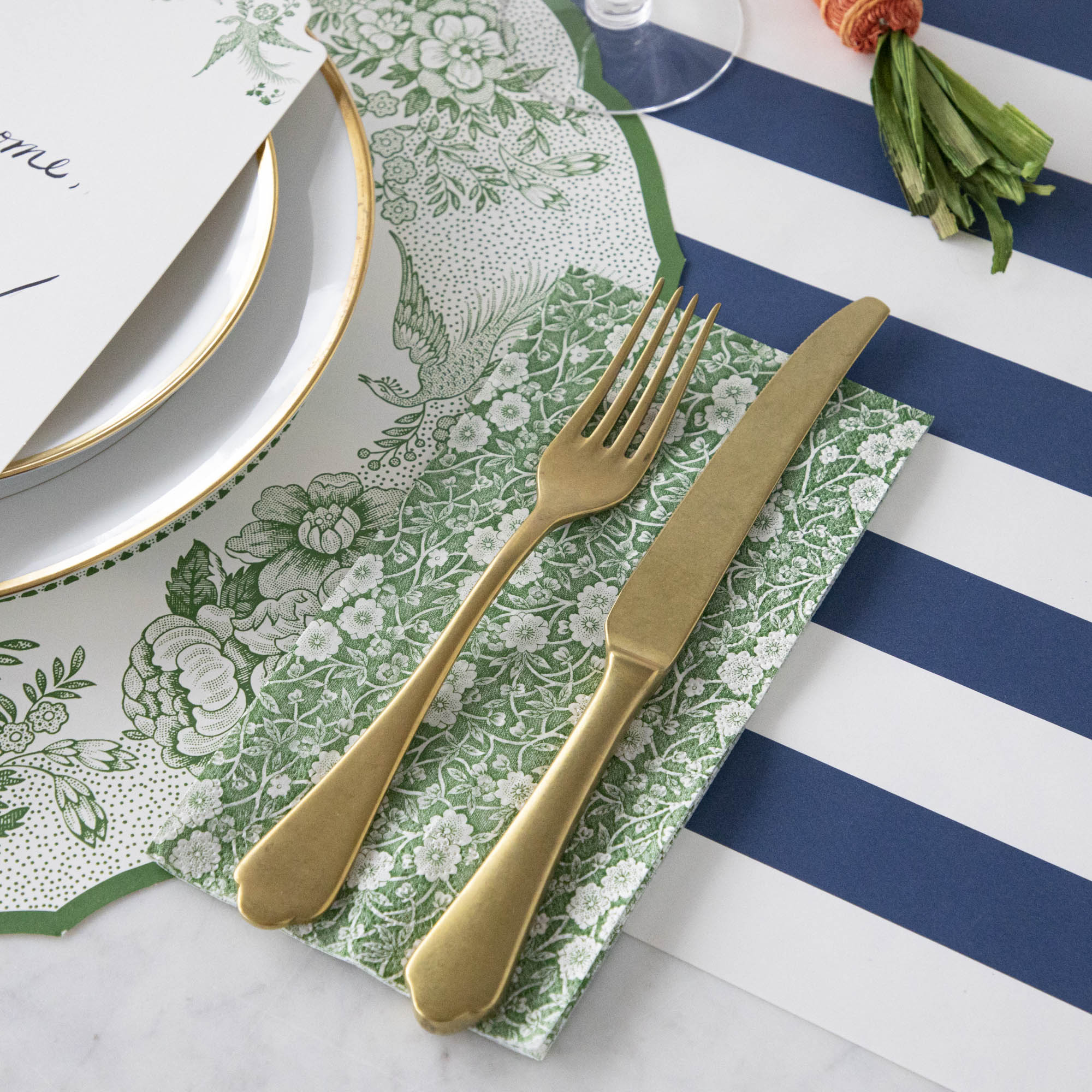 Premium Green Calico Guest Napkins - 100% Cotton, Eco-Friendly, 16-Pack for Elegant Dinner Parties, Weddings & Home Decor