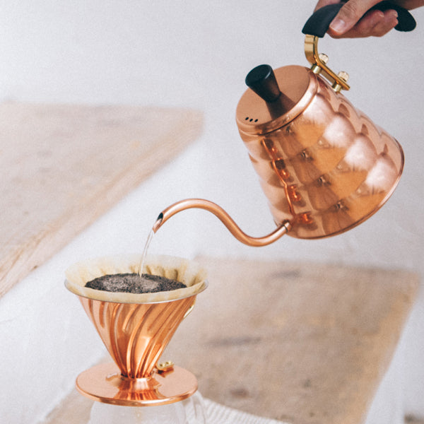 Hario Copper Buono Stovetop Gooseneck Kettle 900ml - Premium Pour Over Coffee & Tea Brewer for Home Baristas & Tea Enthusiasts