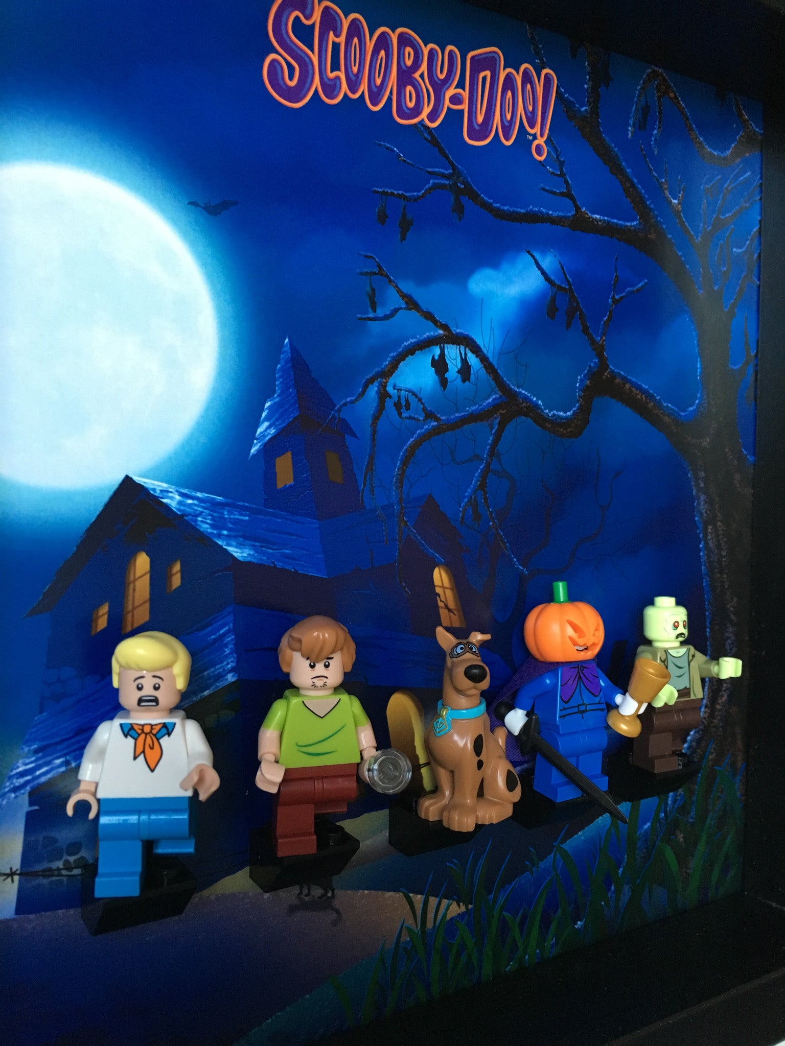 Lego® Scooby Doo Minifigure Display Frame - Collectible Minifigures Showcase for Scooby-Doo Fans - Perfect for Home Decor, Office Display & Gift for Lego Enthusiasts
