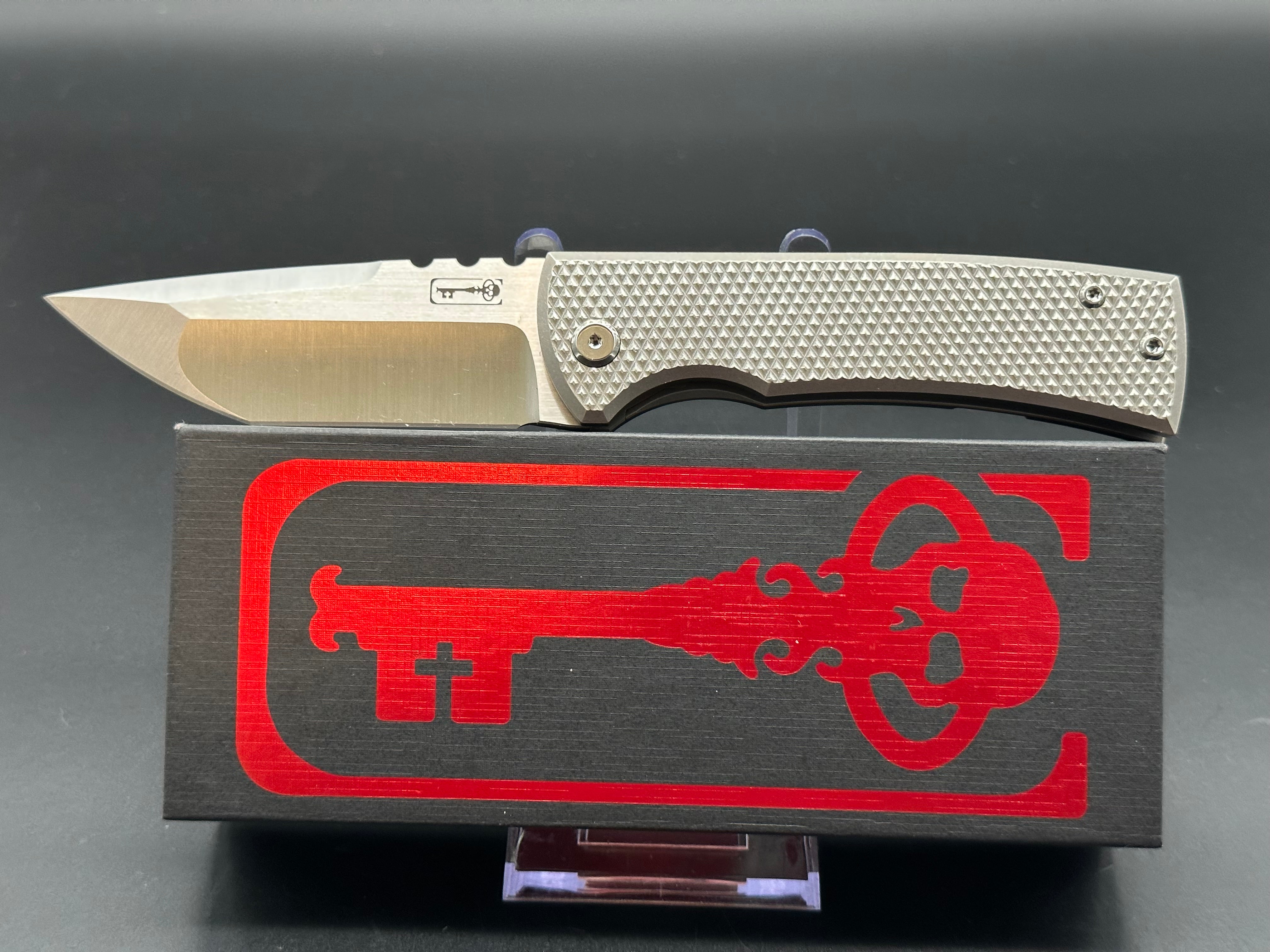 Chaves Knives Kickstop 229 Titanium Monochromatic Crosshatch Scales - Premium EDC Folding Knife for Outdoor, Camping & Everyday Carry