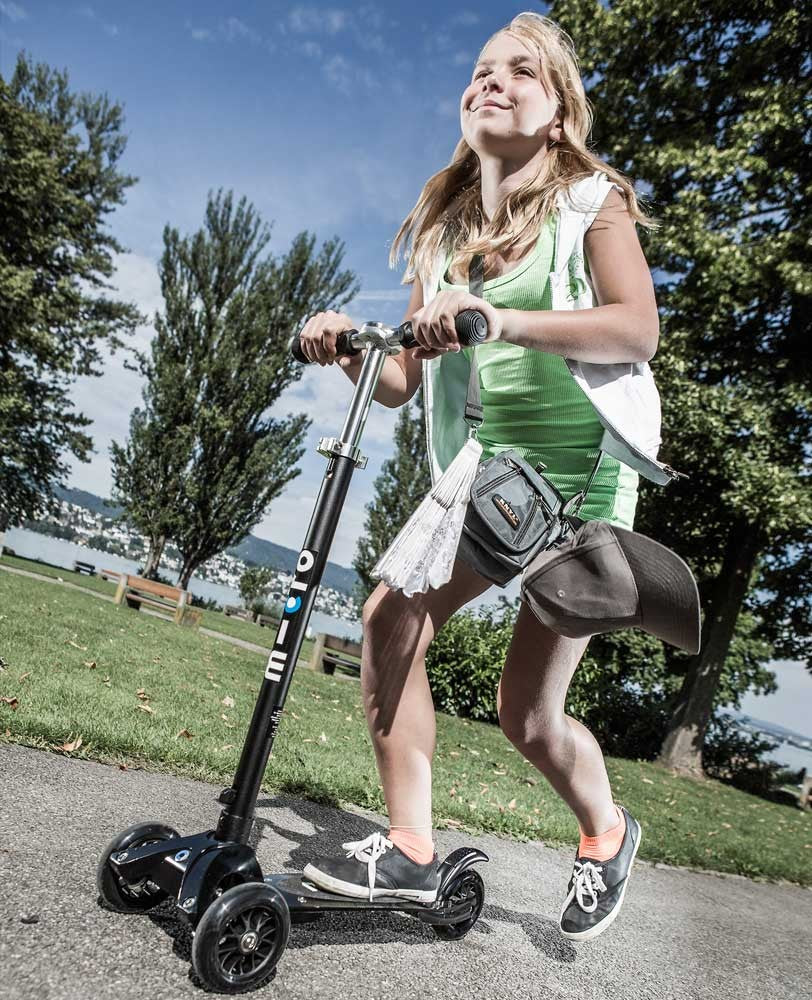 Kickboard Compact - Lightweight & Portable Folding Scooter for Kids & Adults - Perfect for Commuting, Travel & Outdoor Fun