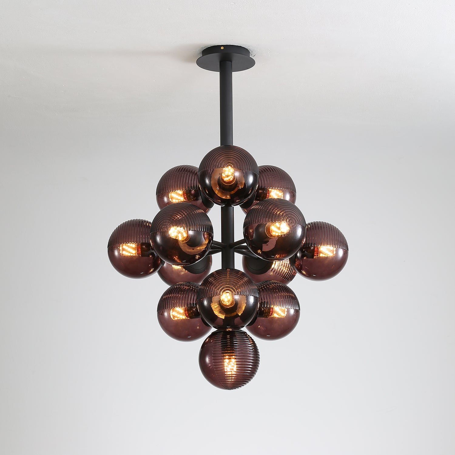 Elegant Grape Pendant Light Fixture - Modern Glass Chandelier for Dining Room, Kitchen Island & Bedroom Decor