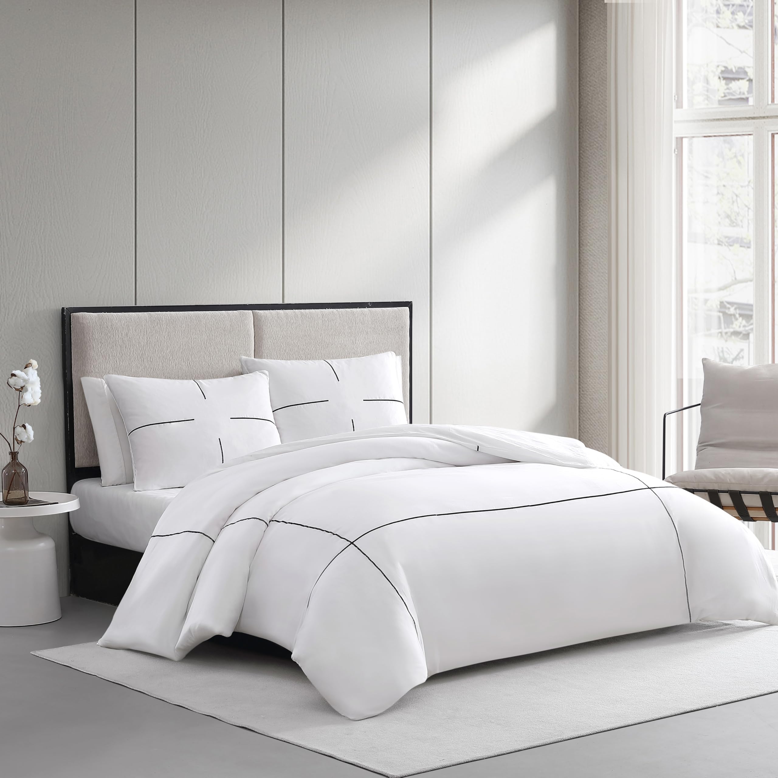 Vera Wang King Duvet Cover Set - Luxury 100% Cotton Sateen Bedding with Matching Shams | Ultra Soft & Breathable King Size Bedding Set (Zig Zag White) for Hotel Style Bedroom, Wedding Registry & Guest Room Decor