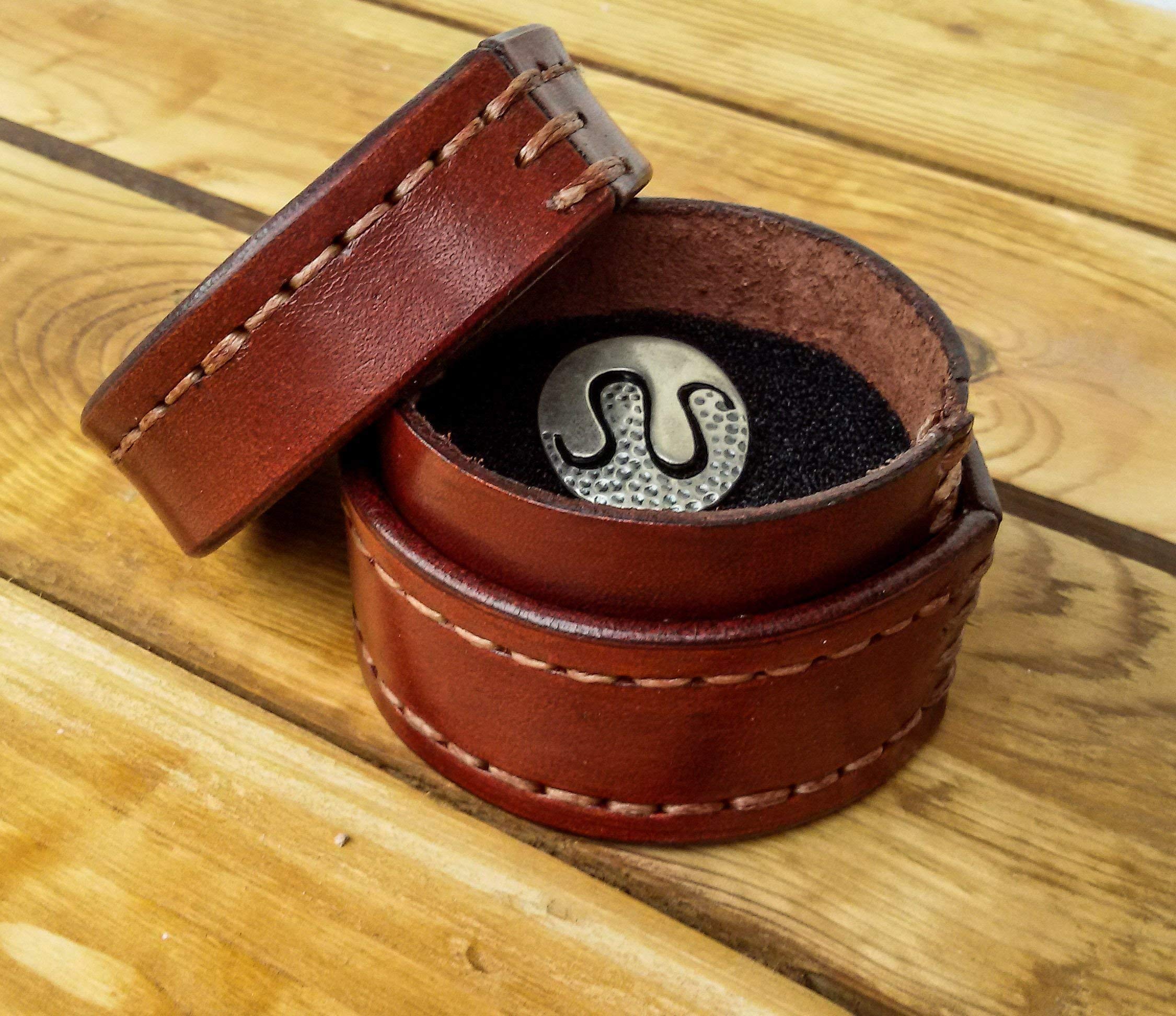 Premium Round Leather Jewelry Box - Handmade Leather Ring Box & Jewelry Storage Case for Rings, Earrings, Necklaces - Perfect for Wedding, Travel & Gift Giving