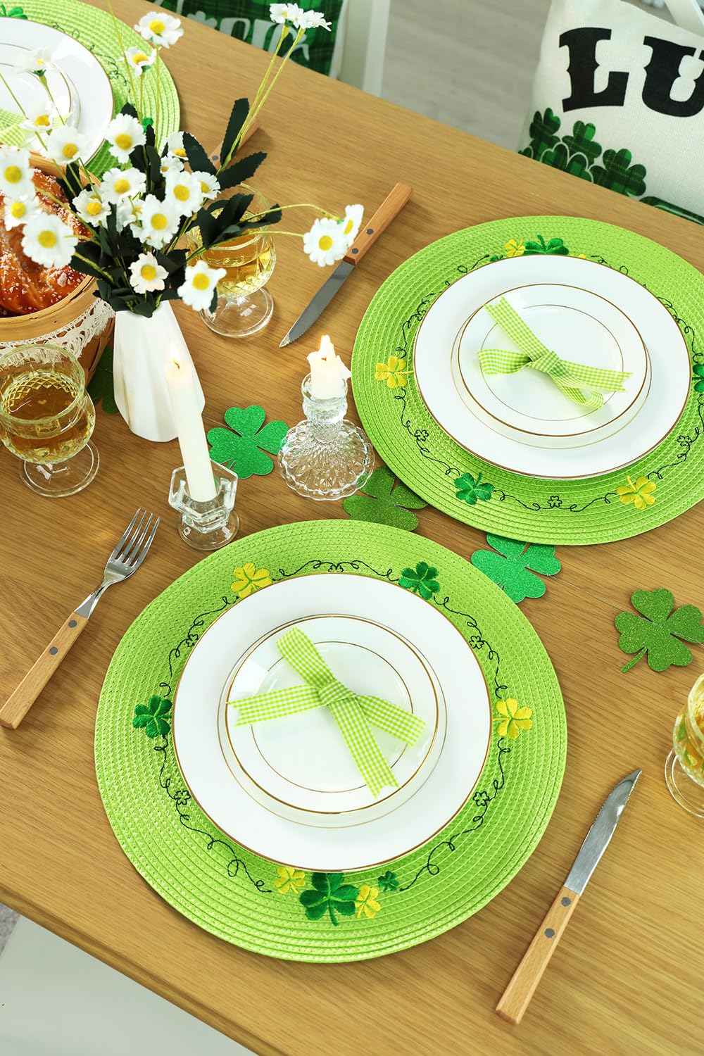 Round St. Patrick's Day Placemats Set of 4 - Green Shamrock Table Mats for Dining, Kitchen & Party Decor - Perfect for St. Patrick's Day Celebrations, Irish Themed Dinners & Festive Home Decor