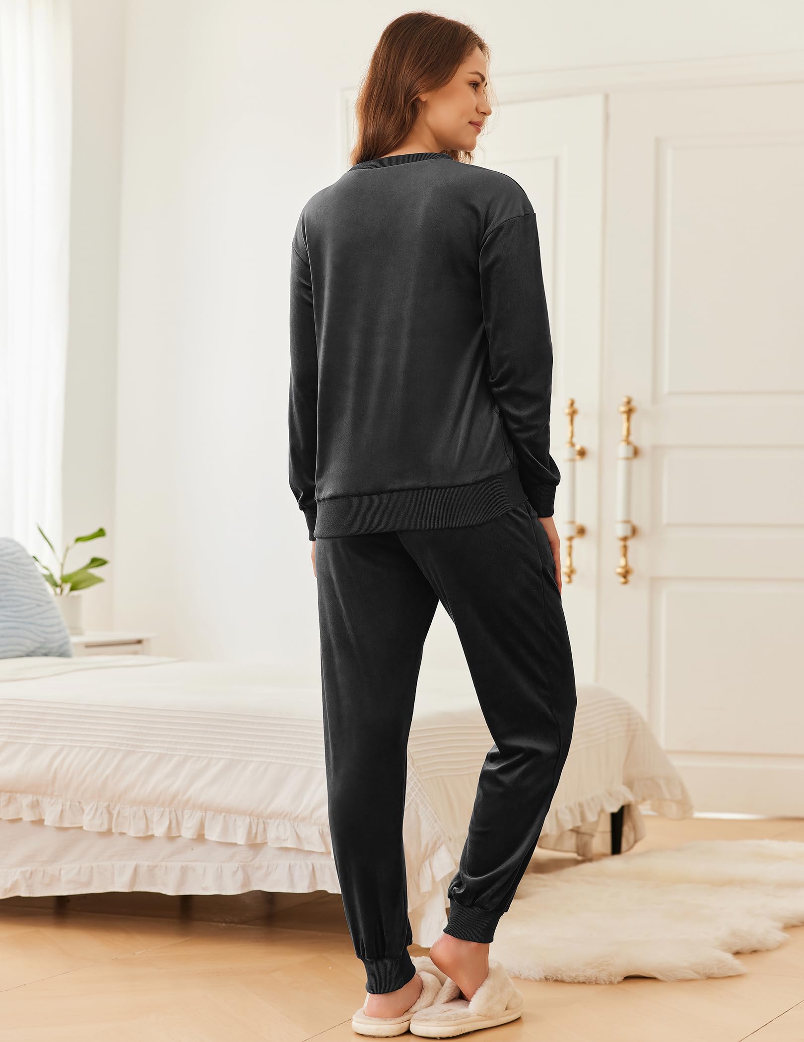 Ekouaer Women's Velvet Pajama Set - Soft Long Sleeve Jogger Sleepwear & Lounge Pants 2-Piece Outfit for Winter, Cozy Home Wear & Sleep Comfort